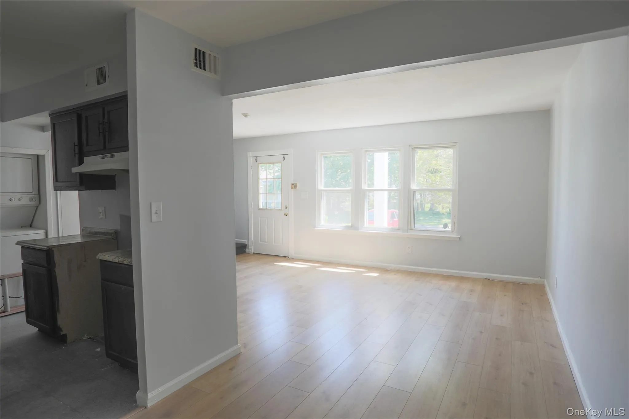 3 Valley Forge Court, Brookhaven, NY, 2 Bedrooms Bedrooms, 5 Rooms Rooms,1 BathroomBathrooms,Residential,For Rent,Valley Forge,0,1009354 3 Valley Forge Court, Brookhaven, NY, 2 Bedrooms Bedrooms, 5 Rooms Rooms,1 BathroomBathrooms,Residential,For Rent,Valley Forge,0,1009354