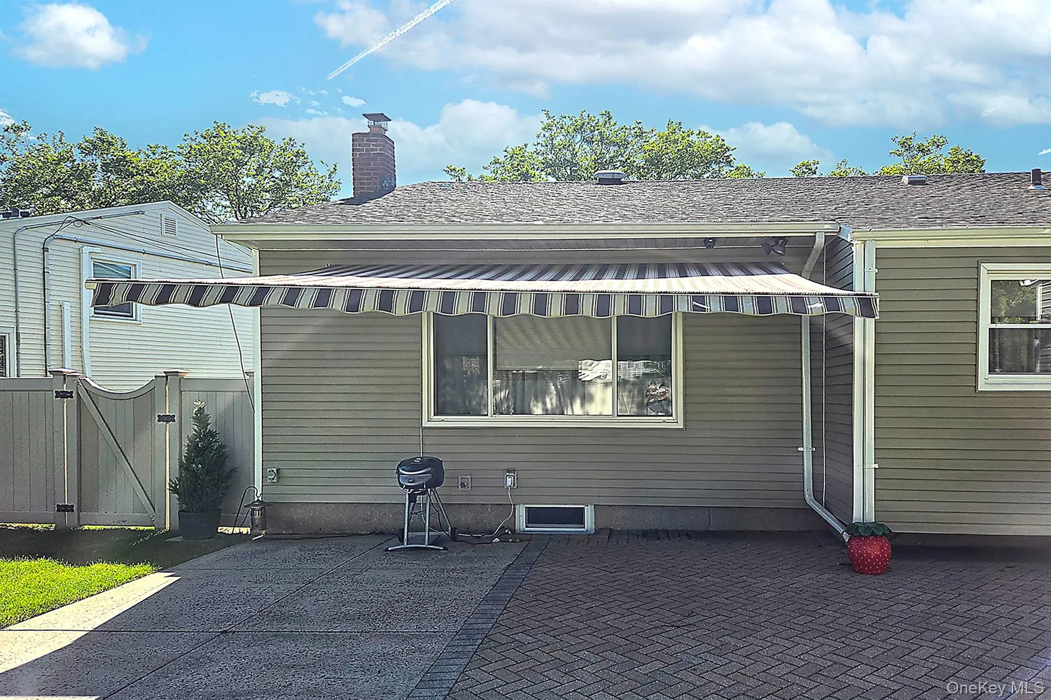 2432 Kayron Lane, Hempstead, NY, 3 Bedrooms Bedrooms, 8 Rooms Rooms,2 BathroomsBathrooms,Residential,For Rent,Kayron,0,1009357 2432 Kayron Lane, Hempstead, NY, 3 Bedrooms Bedrooms, 8 Rooms Rooms,2 BathroomsBathrooms,Residential,For Rent,Kayron,0,1009357