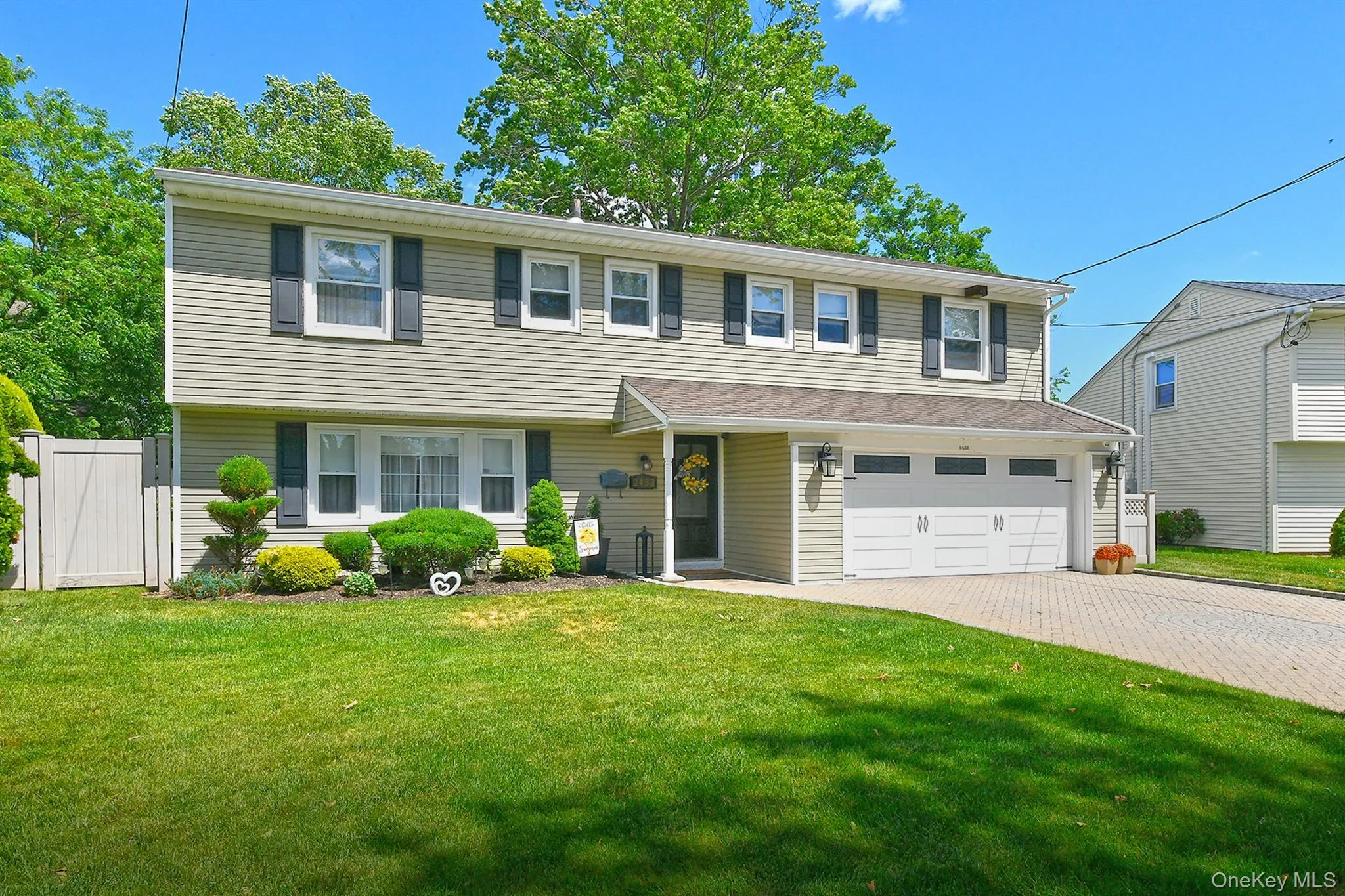 2432 Kayron Lane, Hempstead, NY, 3 Bedrooms Bedrooms, 8 Rooms Rooms,2 BathroomsBathrooms,Residential,For Rent,Kayron,0,1009357 2432 Kayron Lane, Hempstead, NY, 3 Bedrooms Bedrooms, 8 Rooms Rooms,2 BathroomsBathrooms,Residential,For Rent,Kayron,0,1009357