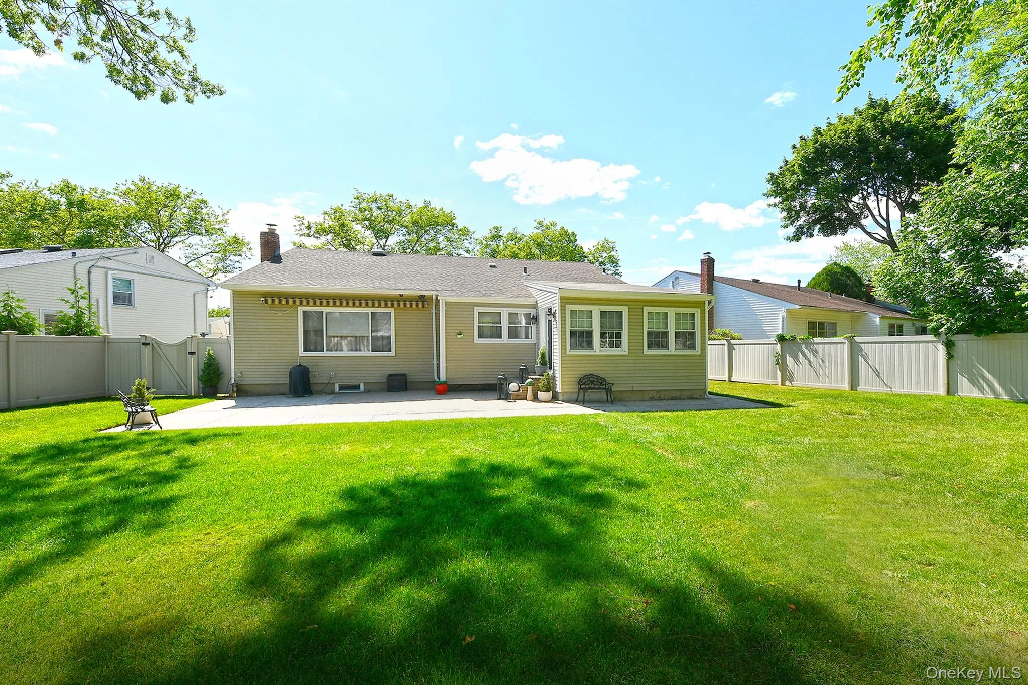 2432 Kayron Lane, Hempstead, NY, 3 Bedrooms Bedrooms, 8 Rooms Rooms,2 BathroomsBathrooms,Residential,For Rent,Kayron,0,1009357 2432 Kayron Lane, Hempstead, NY, 3 Bedrooms Bedrooms, 8 Rooms Rooms,2 BathroomsBathrooms,Residential,For Rent,Kayron,0,1009357