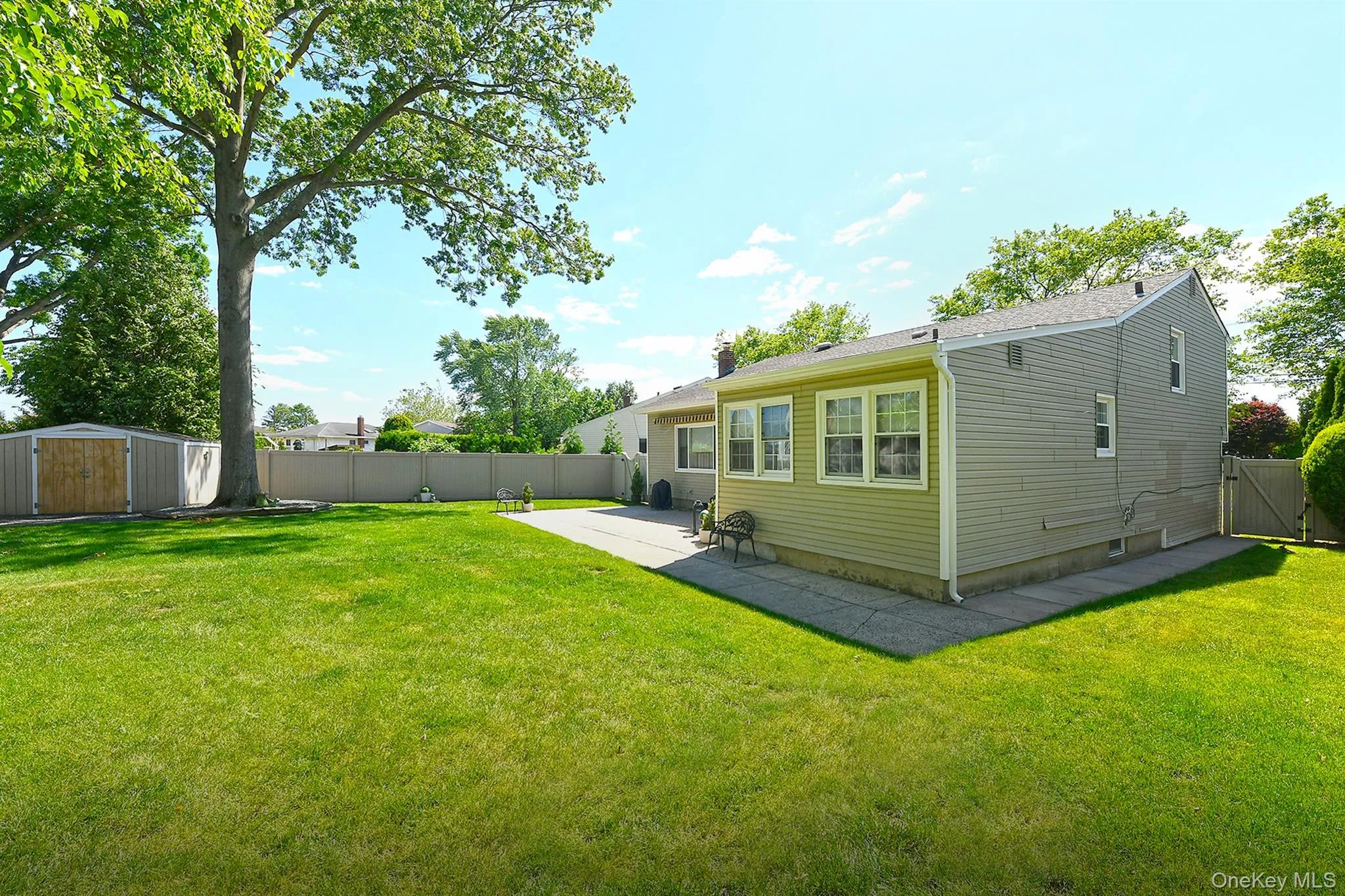2432 Kayron Lane, Hempstead, NY, 3 Bedrooms Bedrooms, 8 Rooms Rooms,2 BathroomsBathrooms,Residential,For Rent,Kayron,0,1009357 2432 Kayron Lane, Hempstead, NY, 3 Bedrooms Bedrooms, 8 Rooms Rooms,2 BathroomsBathrooms,Residential,For Rent,Kayron,0,1009357