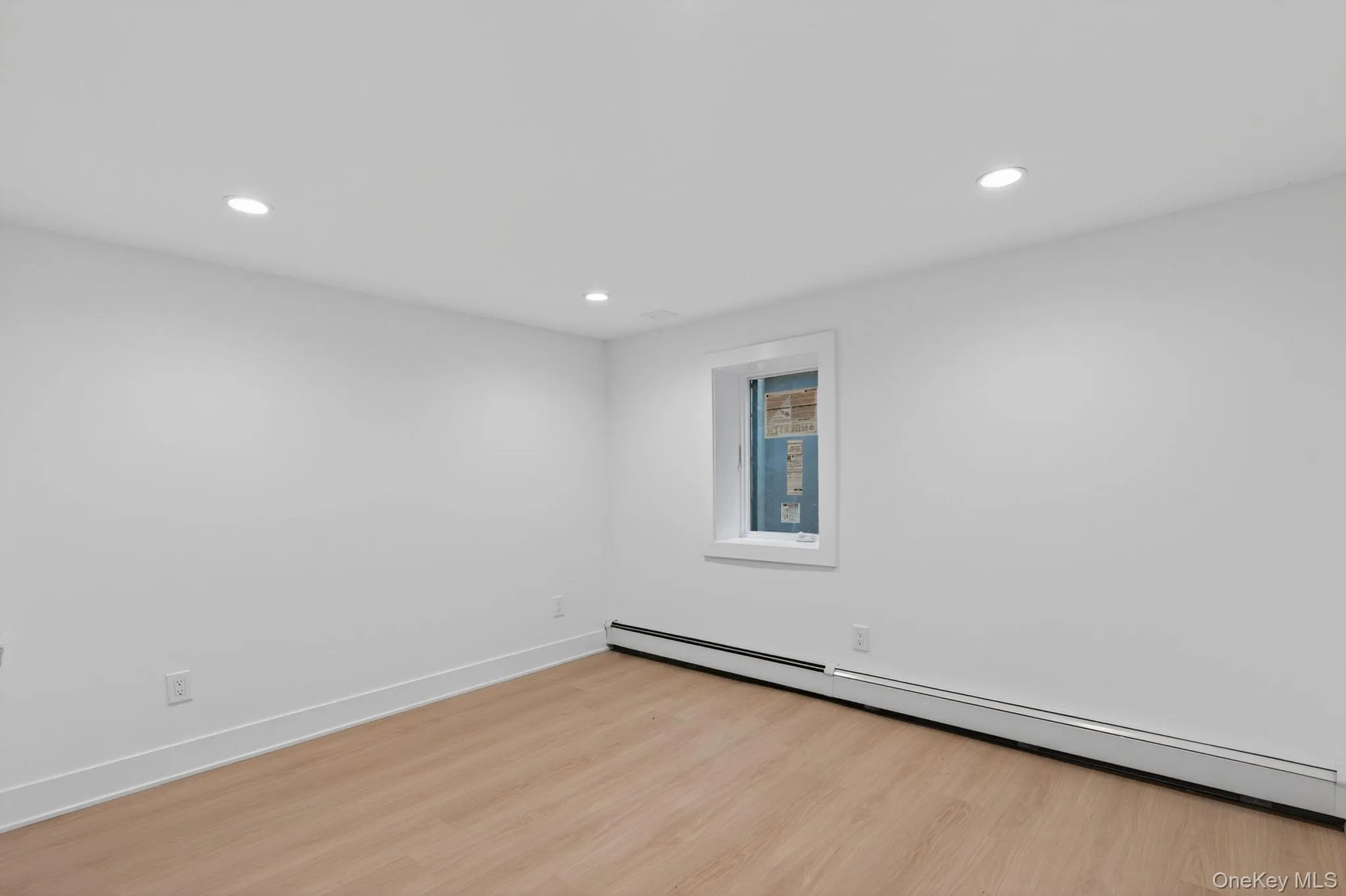 85 Kenneth Avenue, Huntington, NY, 4 Bedrooms Bedrooms, 7 Rooms Rooms,2 BathroomsBathrooms,Residential,For Rent,Kenneth,0,1009359 85 Kenneth Avenue, Huntington, NY, 4 Bedrooms Bedrooms, 7 Rooms Rooms,2 BathroomsBathrooms,Residential,For Rent,Kenneth,0,1009359