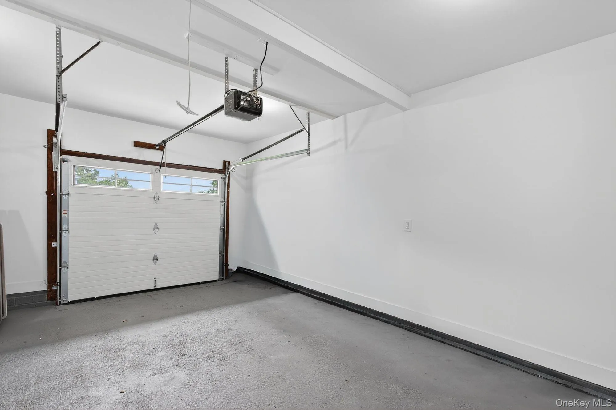 85 Kenneth Avenue, Huntington, NY, 4 Bedrooms Bedrooms, 7 Rooms Rooms,2 BathroomsBathrooms,Residential,For Rent,Kenneth,0,1009359 85 Kenneth Avenue, Huntington, NY, 4 Bedrooms Bedrooms, 7 Rooms Rooms,2 BathroomsBathrooms,Residential,For Rent,Kenneth,0,1009359