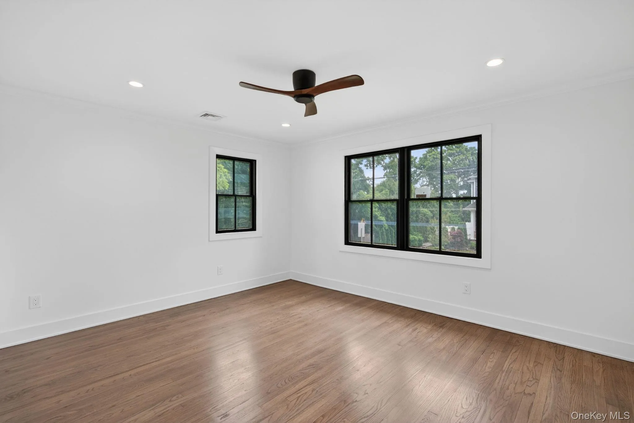 85 Kenneth Avenue, Huntington, NY, 4 Bedrooms Bedrooms, 7 Rooms Rooms,2 BathroomsBathrooms,Residential,For Rent,Kenneth,0,1009359 85 Kenneth Avenue, Huntington, NY, 4 Bedrooms Bedrooms, 7 Rooms Rooms,2 BathroomsBathrooms,Residential,For Rent,Kenneth,0,1009359
