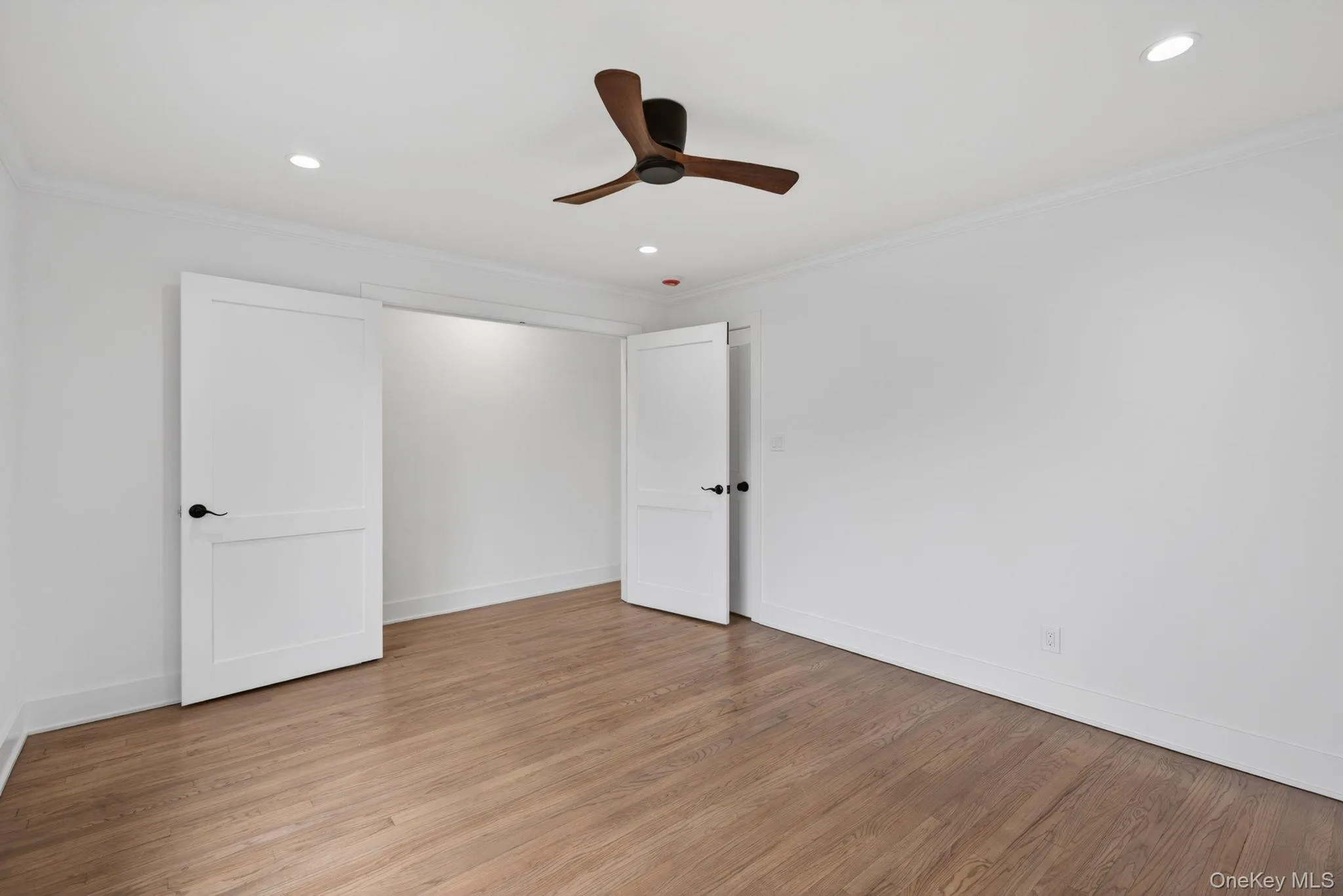 85 Kenneth Avenue, Huntington, NY, 4 Bedrooms Bedrooms, 7 Rooms Rooms,2 BathroomsBathrooms,Residential,For Rent,Kenneth,0,1009359 85 Kenneth Avenue, Huntington, NY, 4 Bedrooms Bedrooms, 7 Rooms Rooms,2 BathroomsBathrooms,Residential,For Rent,Kenneth,0,1009359