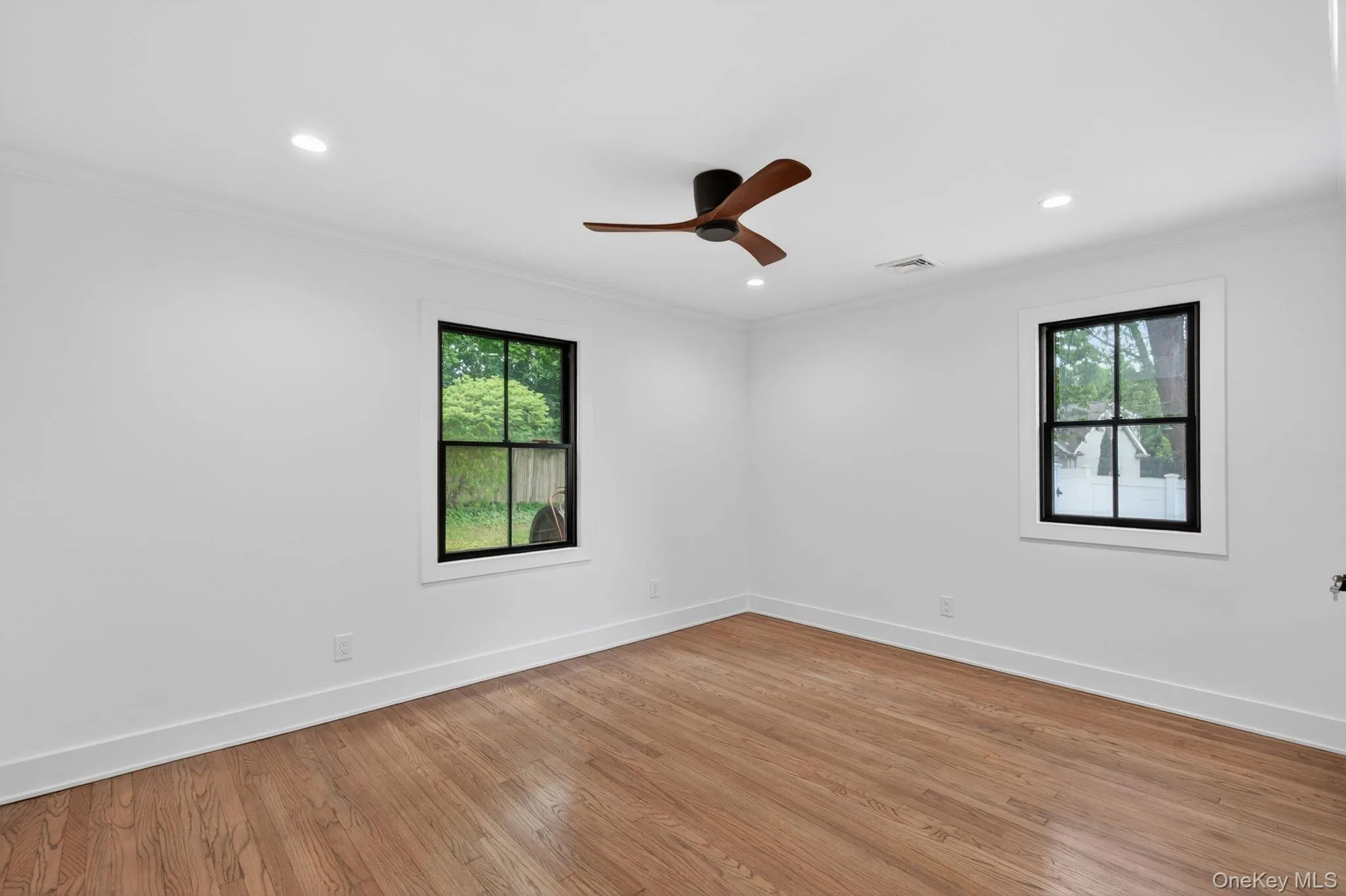 85 Kenneth Avenue, Huntington, NY, 4 Bedrooms Bedrooms, 7 Rooms Rooms,2 BathroomsBathrooms,Residential,For Rent,Kenneth,0,1009359 85 Kenneth Avenue, Huntington, NY, 4 Bedrooms Bedrooms, 7 Rooms Rooms,2 BathroomsBathrooms,Residential,For Rent,Kenneth,0,1009359