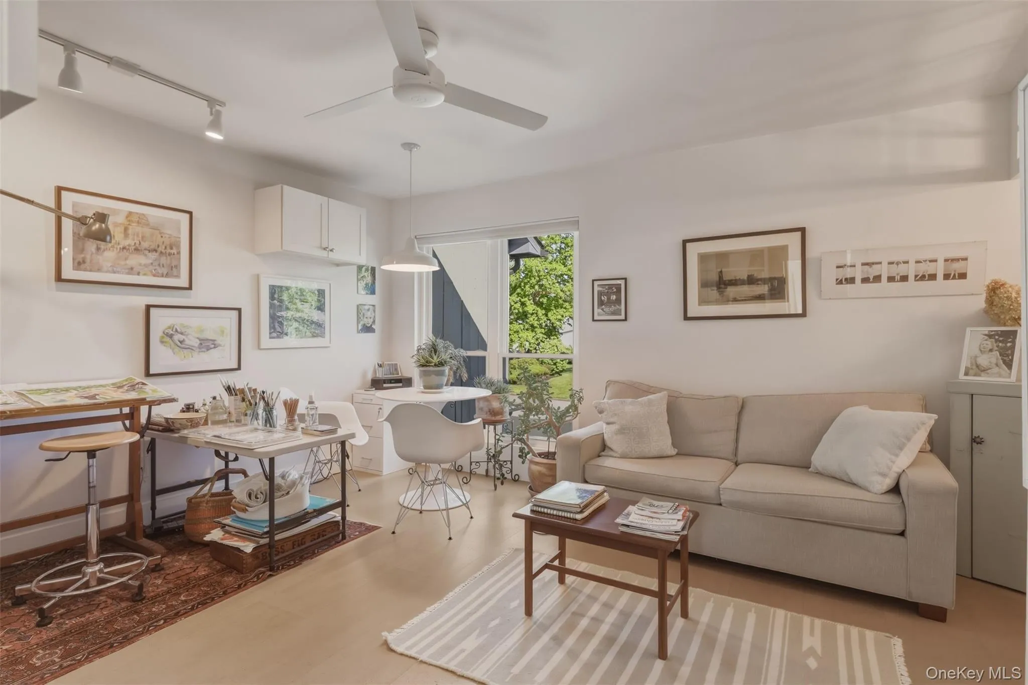 37 Pond Drive, Rhinebeck, NY, 1 Bedroom Bedrooms, 5 Rooms Rooms,1 BathroomBathrooms,Residential,For Rent,Pond,0,1009365 37 Pond Drive, Rhinebeck, NY, 1 Bedroom Bedrooms, 5 Rooms Rooms,1 BathroomBathrooms,Residential,For Rent,Pond,0,1009365