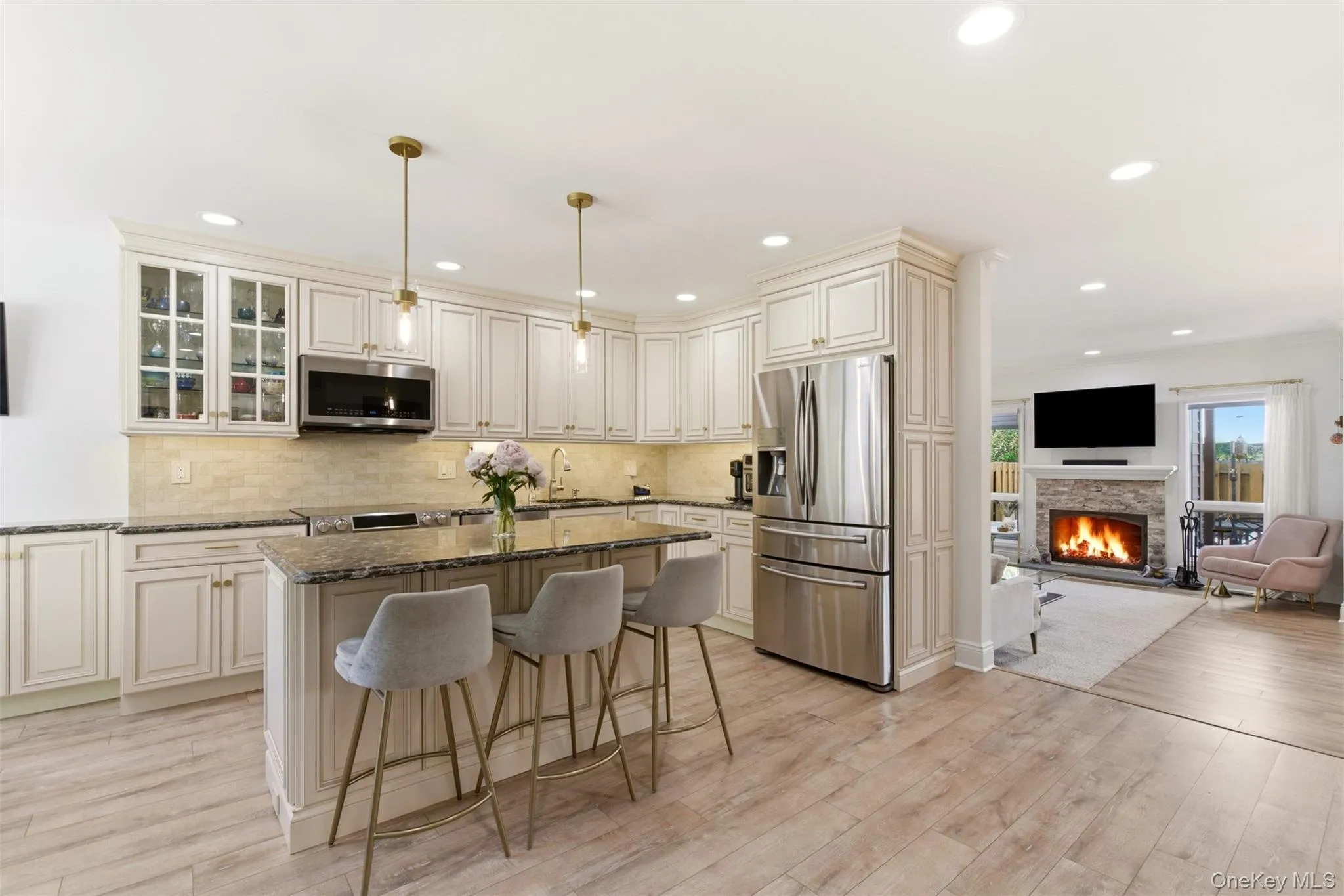 67 Villas Circle, Huntington, NY, 3 Bedrooms Bedrooms, 6 Rooms Rooms,2 BathroomsBathrooms,Residential,For Rent,Villas,0,1009369 67 Villas Circle, Huntington, NY, 3 Bedrooms Bedrooms, 6 Rooms Rooms,2 BathroomsBathrooms,Residential,For Rent,Villas,0,1009369