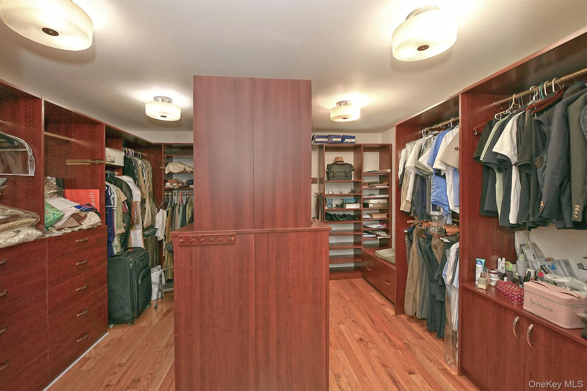 14 Norgate Road, Oyster Bay, NY, 5 Bedrooms Bedrooms, 10 Rooms Rooms,4 BathroomsBathrooms,Residential,For Rent,Norgate,0,1009371 14 Norgate Road, Oyster Bay, NY, 5 Bedrooms Bedrooms, 10 Rooms Rooms,4 BathroomsBathrooms,Residential,For Rent,Norgate,0,1009371