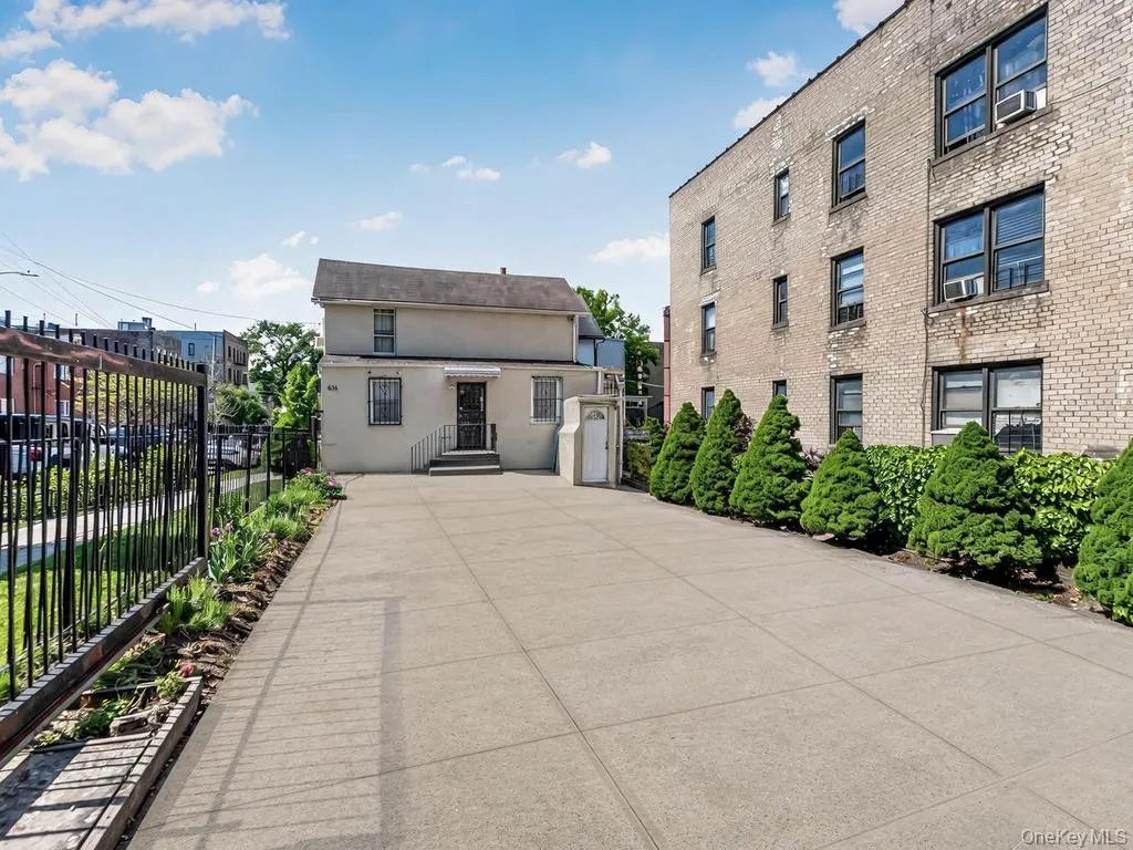 636 219th Street, New York, NY, 2 Bedrooms Bedrooms, 7 Rooms Rooms,2 BathroomsBathrooms,Residential,For Rent,219th,0,1009378 636 219th Street, New York, NY, 2 Bedrooms Bedrooms, 7 Rooms Rooms,2 BathroomsBathrooms,Residential,For Rent,219th,0,1009378