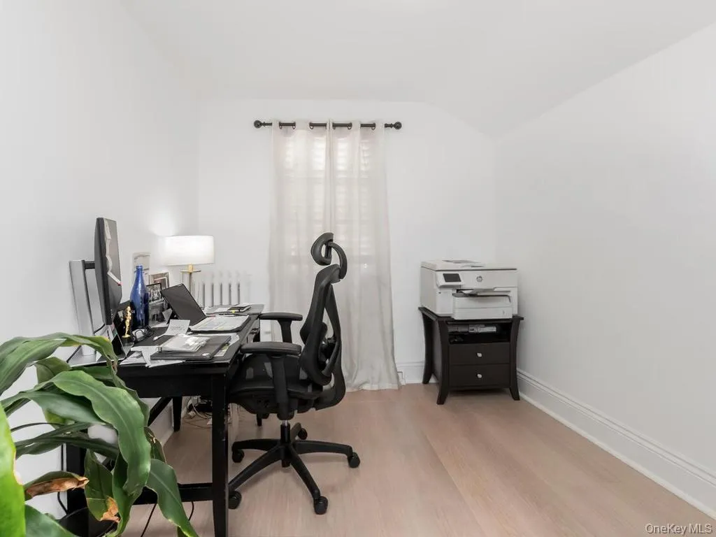 636 219th Street, New York, NY, 2 Bedrooms Bedrooms, 7 Rooms Rooms,2 BathroomsBathrooms,Residential,For Rent,219th,0,1009378 636 219th Street, New York, NY, 2 Bedrooms Bedrooms, 7 Rooms Rooms,2 BathroomsBathrooms,Residential,For Rent,219th,0,1009378