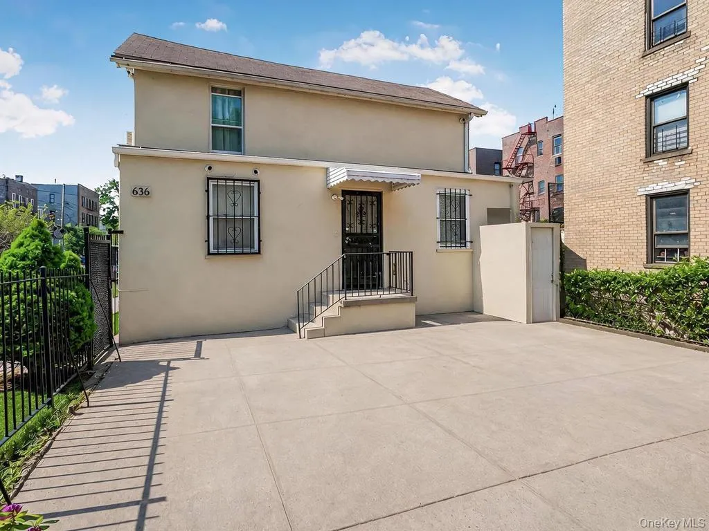 636 219th Street, New York, NY, 2 Bedrooms Bedrooms, 7 Rooms Rooms,2 BathroomsBathrooms,Residential,For Rent,219th,0,1009378 636 219th Street, New York, NY, 2 Bedrooms Bedrooms, 7 Rooms Rooms,2 BathroomsBathrooms,Residential,For Rent,219th,0,1009378