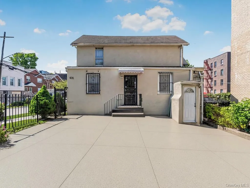636 219th Street, New York, NY, 2 Bedrooms Bedrooms, 7 Rooms Rooms,2 BathroomsBathrooms,Residential,For Rent,219th,0,1009378 636 219th Street, New York, NY, 2 Bedrooms Bedrooms, 7 Rooms Rooms,2 BathroomsBathrooms,Residential,For Rent,219th,0,1009378