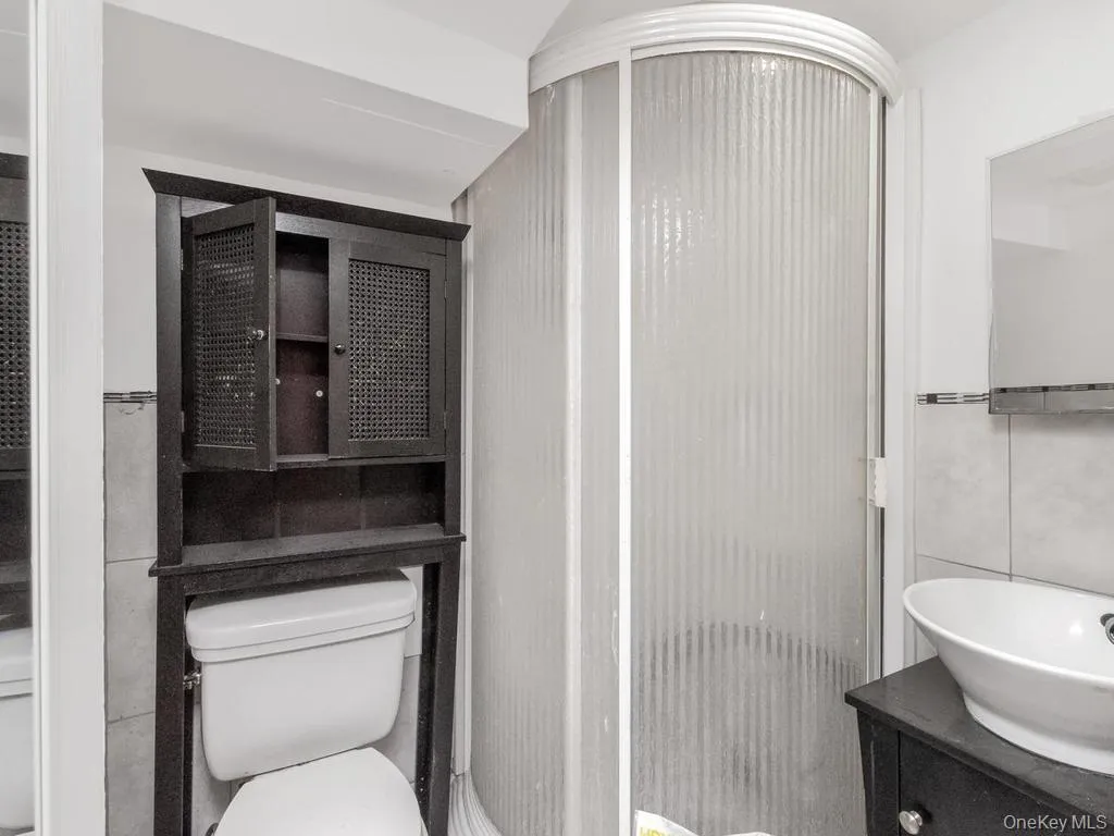 636 219th Street, New York, NY, 2 Bedrooms Bedrooms, 7 Rooms Rooms,2 BathroomsBathrooms,Residential,For Rent,219th,0,1009378 636 219th Street, New York, NY, 2 Bedrooms Bedrooms, 7 Rooms Rooms,2 BathroomsBathrooms,Residential,For Rent,219th,0,1009378