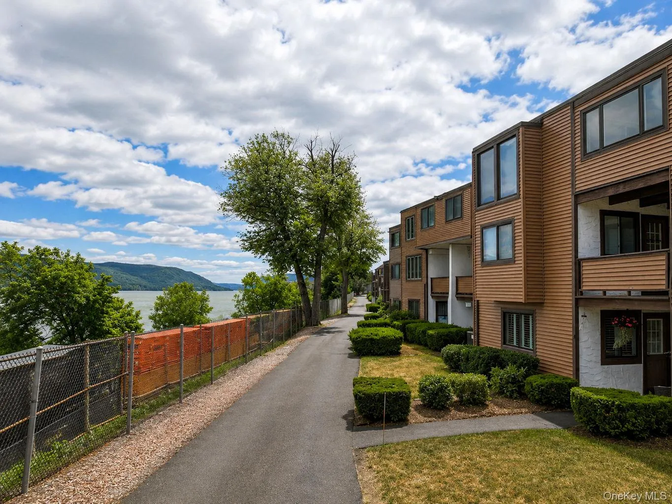 350 Water Street, Newburgh (city), NY, 2 Bedrooms Bedrooms, 5 Rooms Rooms,1 BathroomBathrooms,Residential,For Rent,Water,0,1009381 350 Water Street, Newburgh (city), NY, 2 Bedrooms Bedrooms, 5 Rooms Rooms,1 BathroomBathrooms,Residential,For Rent,Water,0,1009381