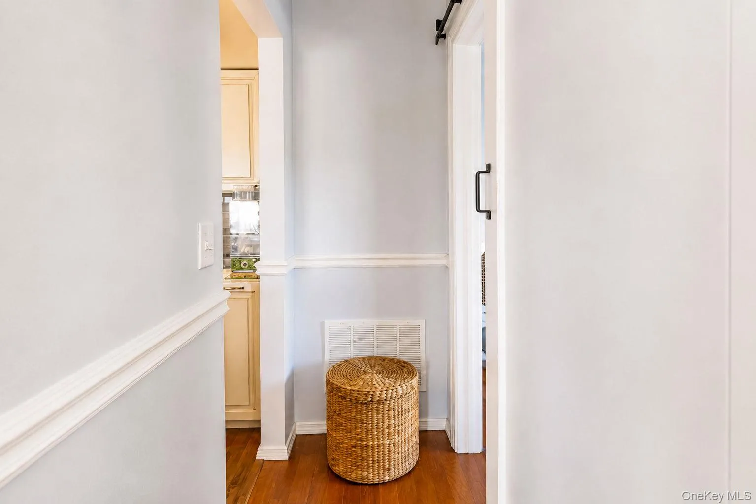 350 Water Street, Newburgh (city), NY, 2 Bedrooms Bedrooms, 5 Rooms Rooms,1 BathroomBathrooms,Residential,For Rent,Water,0,1009381 350 Water Street, Newburgh (city), NY, 2 Bedrooms Bedrooms, 5 Rooms Rooms,1 BathroomBathrooms,Residential,For Rent,Water,0,1009381