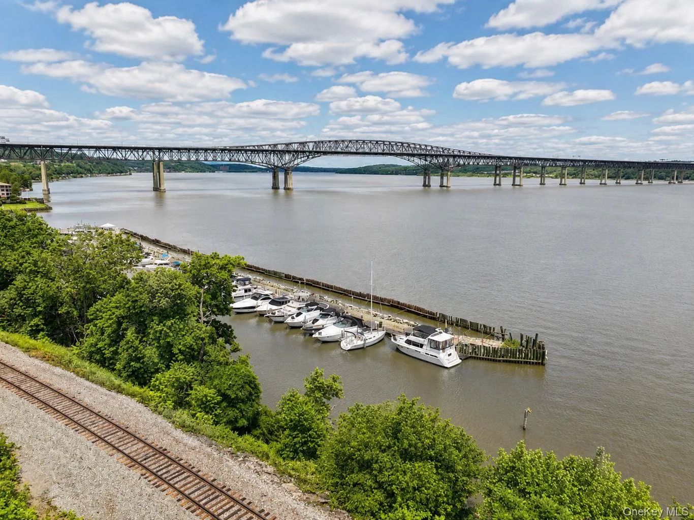 350 Water Street, Newburgh (city), NY, 2 Bedrooms Bedrooms, 5 Rooms Rooms,1 BathroomBathrooms,Residential,For Rent,Water,0,1009381 350 Water Street, Newburgh (city), NY, 2 Bedrooms Bedrooms, 5 Rooms Rooms,1 BathroomBathrooms,Residential,For Rent,Water,0,1009381
