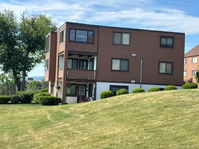 350 Water Street, Newburgh (city), NY, 2 Bedrooms Bedrooms, 5 Rooms Rooms,1 BathroomBathrooms,Residential,For Rent,Water,0,1009381 350 Water Street, Newburgh (city), NY, 2 Bedrooms Bedrooms, 5 Rooms Rooms,1 BathroomBathrooms,Residential,For Rent,Water,0,1009381