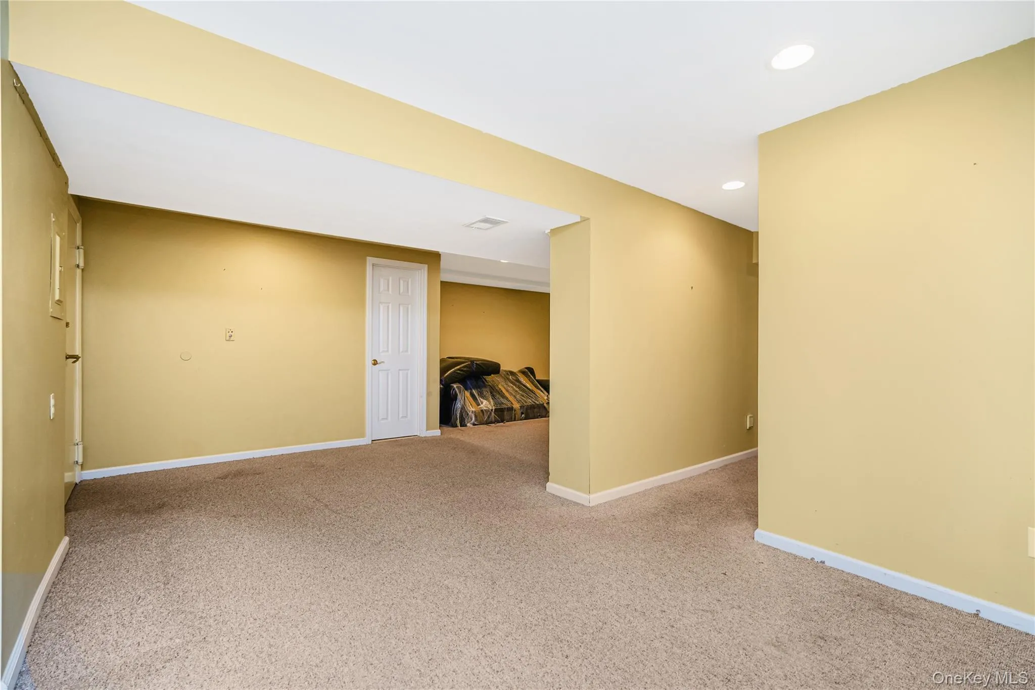 215 Coverly Avenue, New York, NY, 4 Bedrooms Bedrooms, 8 Rooms Rooms,3 BathroomsBathrooms,Residential,For Rent,Coverly,0,1009383 215 Coverly Avenue, New York, NY, 4 Bedrooms Bedrooms, 8 Rooms Rooms,3 BathroomsBathrooms,Residential,For Rent,Coverly,0,1009383