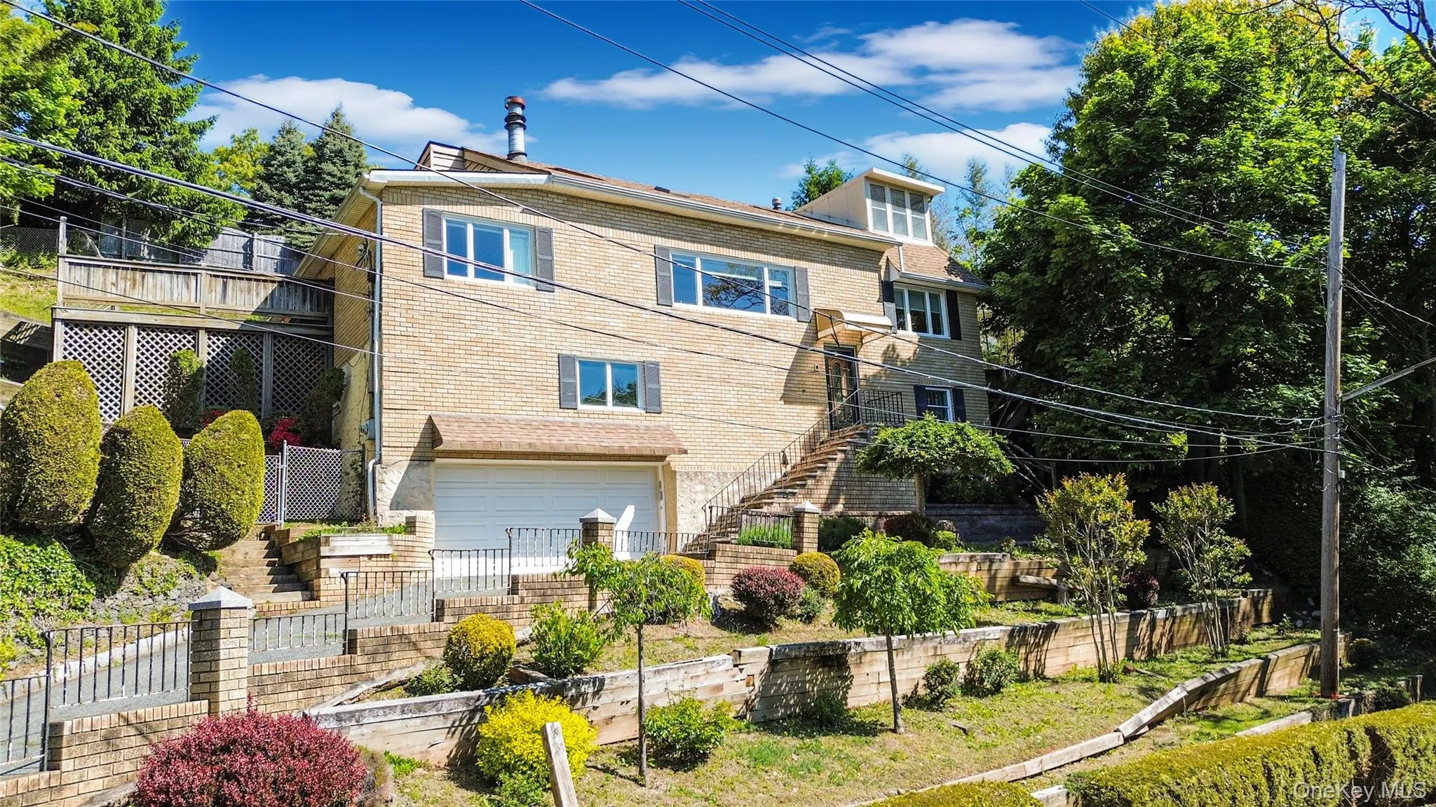 215 Coverly Avenue, New York, NY, 4 Bedrooms Bedrooms, 8 Rooms Rooms,3 BathroomsBathrooms,Residential,For Rent,Coverly,0,1009383 215 Coverly Avenue, New York, NY, 4 Bedrooms Bedrooms, 8 Rooms Rooms,3 BathroomsBathrooms,Residential,For Rent,Coverly,0,1009383