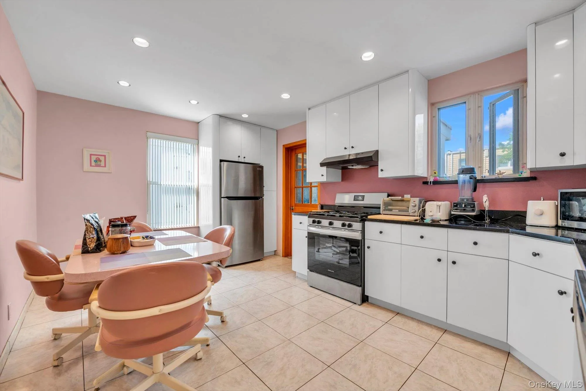 59-30 71st Street, New York, NY, 3 Bedrooms Bedrooms, 8 Rooms Rooms,2 BathroomsBathrooms,Residential,For Rent,71st,0,1009393 59-30 71st Street, New York, NY, 3 Bedrooms Bedrooms, 8 Rooms Rooms,2 BathroomsBathrooms,Residential,For Rent,71st,0,1009393