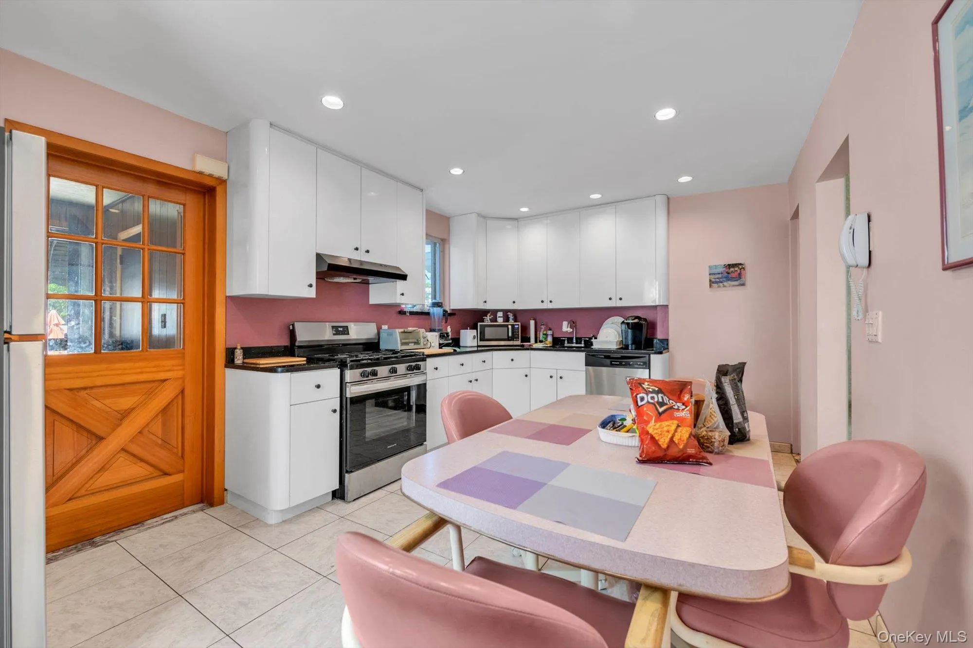 59-30 71st Street, New York, NY, 3 Bedrooms Bedrooms, 8 Rooms Rooms,2 BathroomsBathrooms,Residential,For Rent,71st,0,1009393 59-30 71st Street, New York, NY, 3 Bedrooms Bedrooms, 8 Rooms Rooms,2 BathroomsBathrooms,Residential,For Rent,71st,0,1009393
