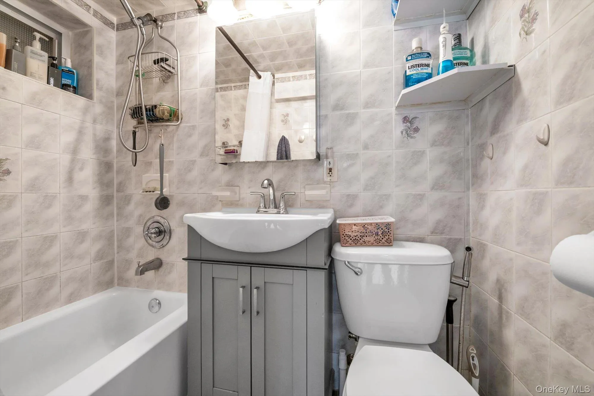59-30 71st Street, New York, NY, 3 Bedrooms Bedrooms, 8 Rooms Rooms,2 BathroomsBathrooms,Residential,For Rent,71st,0,1009393 59-30 71st Street, New York, NY, 3 Bedrooms Bedrooms, 8 Rooms Rooms,2 BathroomsBathrooms,Residential,For Rent,71st,0,1009393