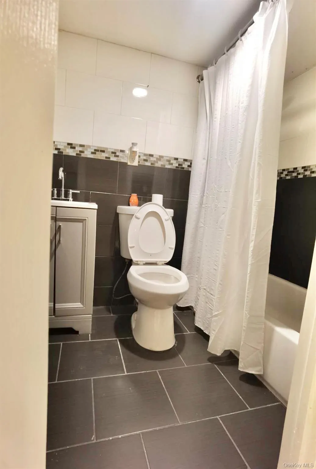 612 Jerome Street, New York, NY, 1 Bedroom Bedrooms, 3 Rooms Rooms,1 BathroomBathrooms,Residential Lease,For Rent,Jerome,0,1009395 612 Jerome Street, New York, NY, 1 Bedroom Bedrooms, 3 Rooms Rooms,1 BathroomBathrooms,Residential Lease,For Rent,Jerome,0,1009395