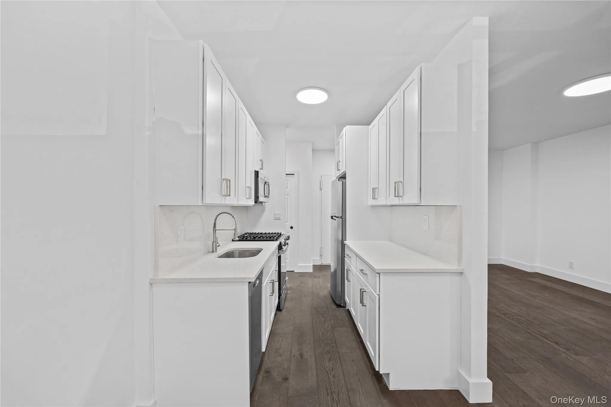 3125 Tibbett Avenue, New York, NY, 1 Bedroom Bedrooms, 3 Rooms Rooms,1 BathroomBathrooms,Residential,For Rent,Tibbett,0,1009396 3125 Tibbett Avenue, New York, NY, 1 Bedroom Bedrooms, 3 Rooms Rooms,1 BathroomBathrooms,Residential,For Rent,Tibbett,0,1009396
