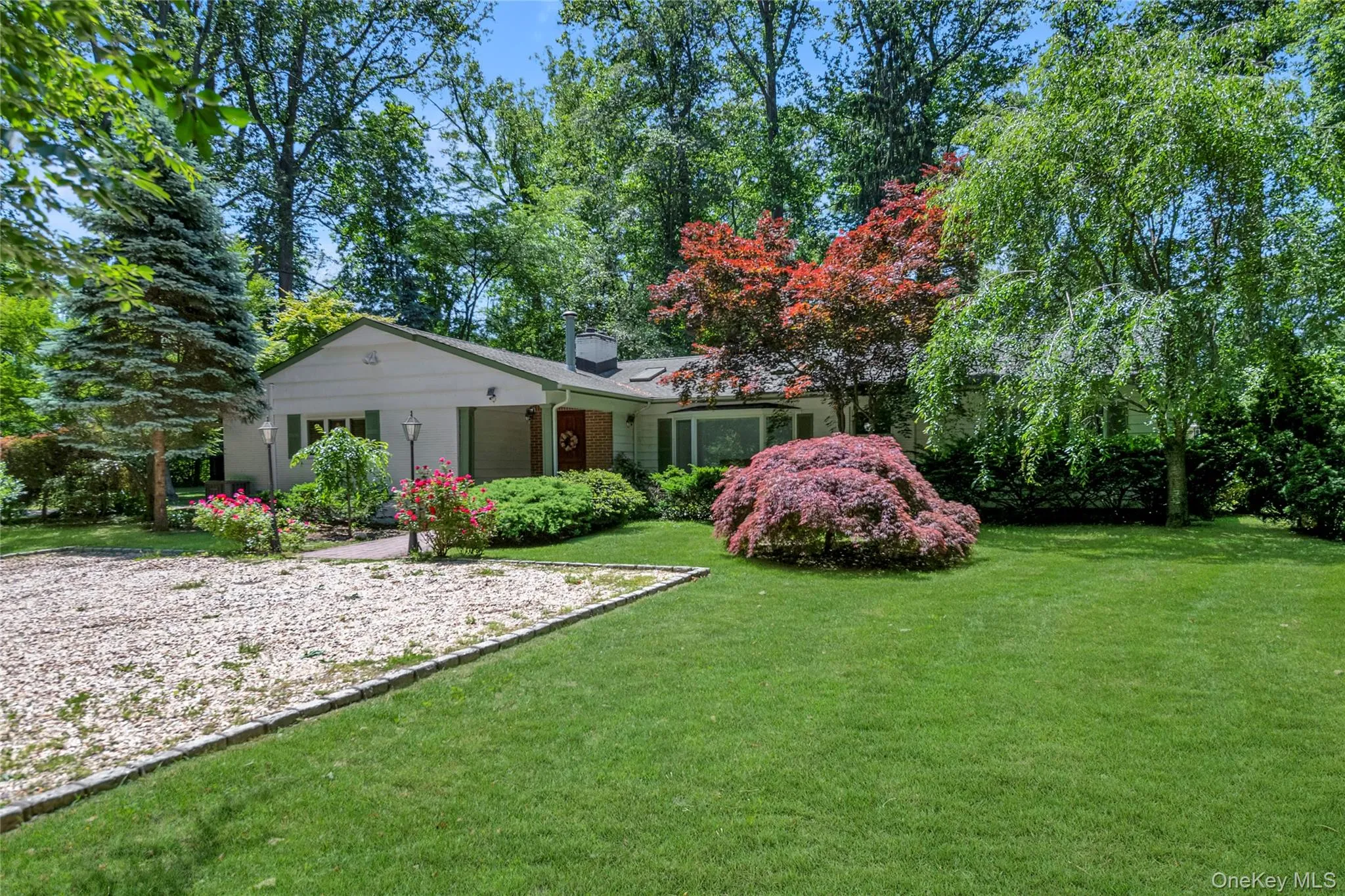 5 Eden Roc Drive, Oyster Bay, NY, 3 Bedrooms Bedrooms, 8 Rooms Rooms,2 BathroomsBathrooms,Residential,For Rent,Eden Roc,0,1009402 5 Eden Roc Drive, Oyster Bay, NY, 3 Bedrooms Bedrooms, 8 Rooms Rooms,2 BathroomsBathrooms,Residential,For Rent,Eden Roc,0,1009402