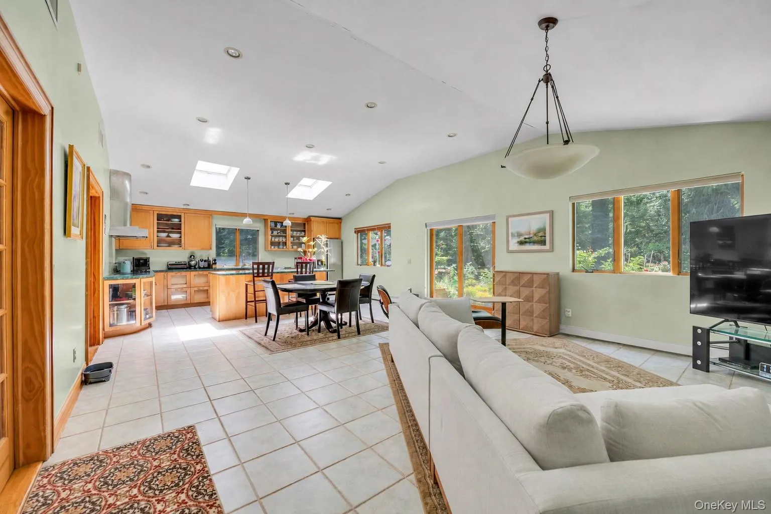 5 Eden Roc Drive, Oyster Bay, NY, 3 Bedrooms Bedrooms, 8 Rooms Rooms,2 BathroomsBathrooms,Residential,For Rent,Eden Roc,0,1009402 5 Eden Roc Drive, Oyster Bay, NY, 3 Bedrooms Bedrooms, 8 Rooms Rooms,2 BathroomsBathrooms,Residential,For Rent,Eden Roc,0,1009402