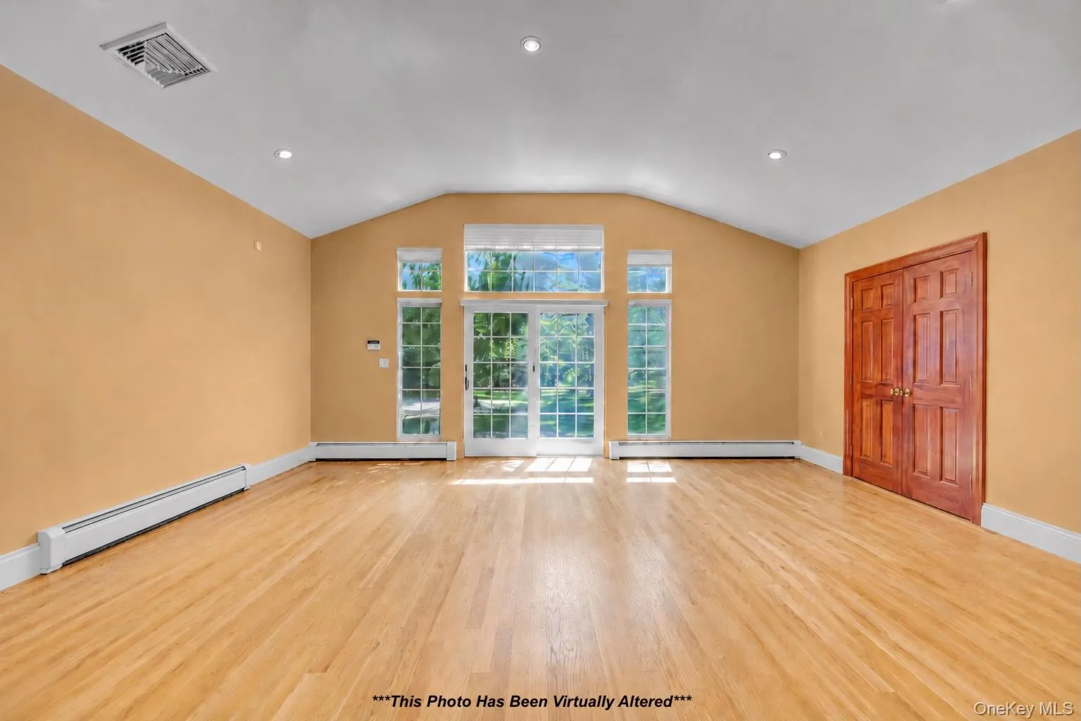 5 Eden Roc Drive, Oyster Bay, NY, 3 Bedrooms Bedrooms, 8 Rooms Rooms,2 BathroomsBathrooms,Residential,For Rent,Eden Roc,0,1009402 5 Eden Roc Drive, Oyster Bay, NY, 3 Bedrooms Bedrooms, 8 Rooms Rooms,2 BathroomsBathrooms,Residential,For Rent,Eden Roc,0,1009402