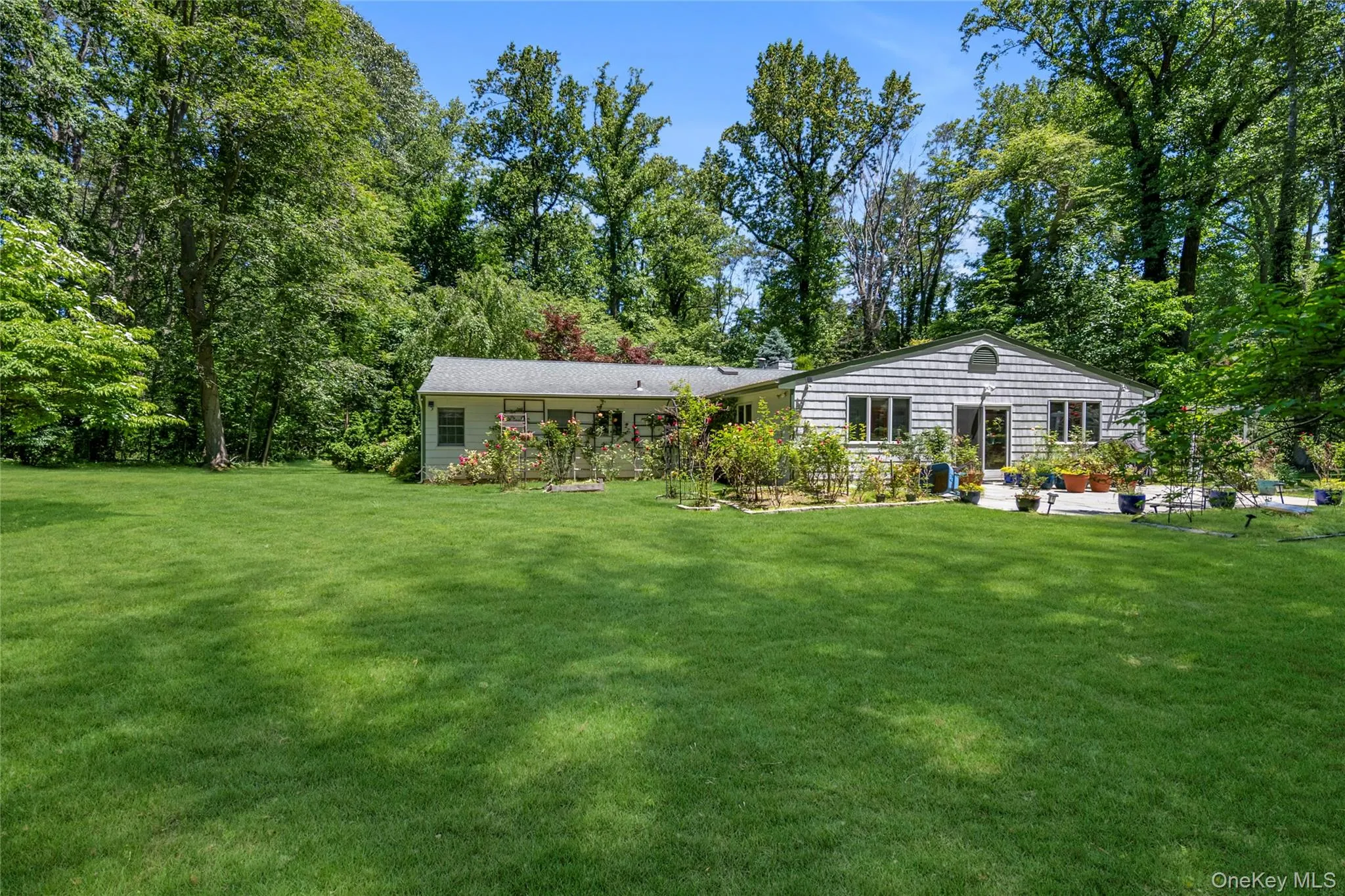 5 Eden Roc Drive, Oyster Bay, NY, 3 Bedrooms Bedrooms, 8 Rooms Rooms,2 BathroomsBathrooms,Residential,For Rent,Eden Roc,0,1009402 5 Eden Roc Drive, Oyster Bay, NY, 3 Bedrooms Bedrooms, 8 Rooms Rooms,2 BathroomsBathrooms,Residential,For Rent,Eden Roc,0,1009402