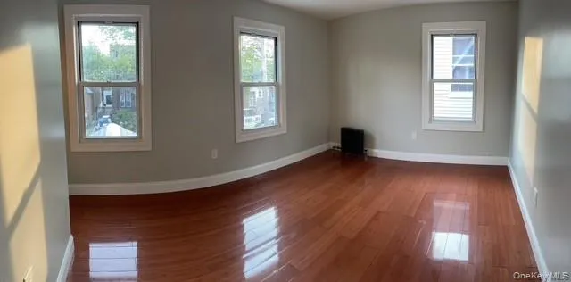 1620 Radcliff Avenue, New York, NY, 3 Bedrooms Bedrooms, 5 Rooms Rooms,1 BathroomBathrooms,Residential,For Rent,Radcliff,0,1009405 1620 Radcliff Avenue, New York, NY, 3 Bedrooms Bedrooms, 5 Rooms Rooms,1 BathroomBathrooms,Residential,For Rent,Radcliff,0,1009405