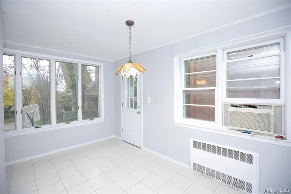 18714 Aberdeen Road, New York, NY, 4 Bedrooms Bedrooms, 9 Rooms Rooms,3 BathroomsBathrooms,Residential,For Rent,Aberdeen,0,1009406 18714 Aberdeen Road, New York, NY, 4 Bedrooms Bedrooms, 9 Rooms Rooms,3 BathroomsBathrooms,Residential,For Rent,Aberdeen,0,1009406