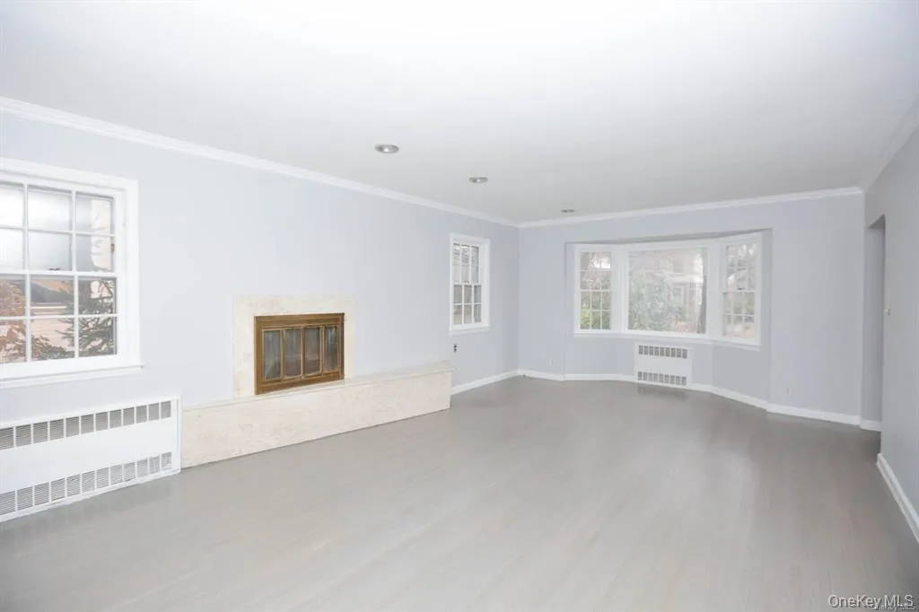 18714 Aberdeen Road, New York, NY, 4 Bedrooms Bedrooms, 9 Rooms Rooms,3 BathroomsBathrooms,Residential,For Rent,Aberdeen,0,1009406 18714 Aberdeen Road, New York, NY, 4 Bedrooms Bedrooms, 9 Rooms Rooms,3 BathroomsBathrooms,Residential,For Rent,Aberdeen,0,1009406
