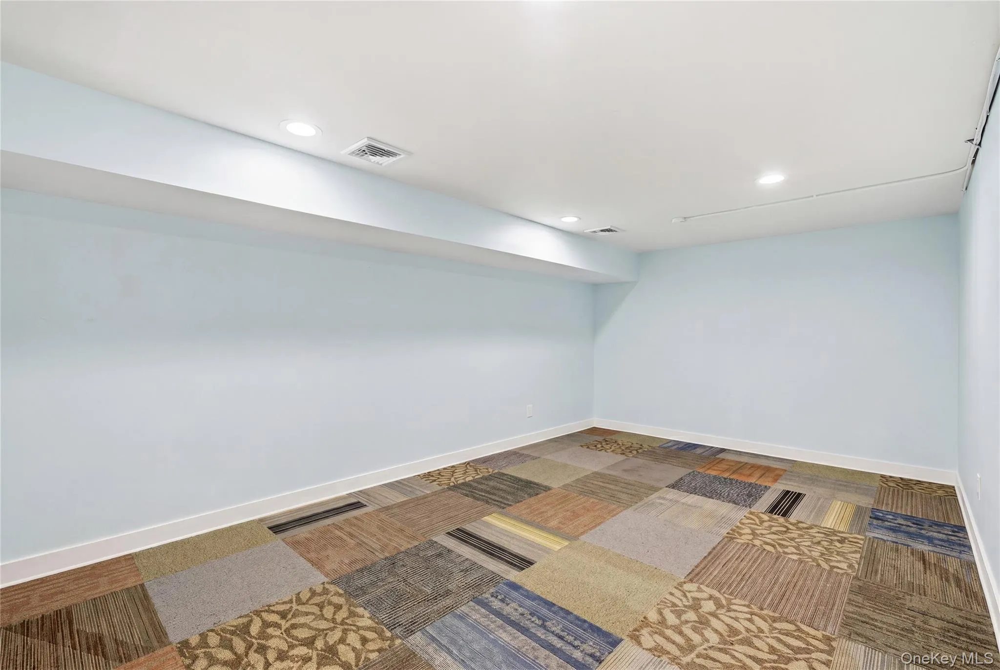 209 Broadway, Babylon, NY, ,Commercial Lease,For Rent,Broadway,0,1009421 209 Broadway, Babylon, NY, ,Commercial Lease,For Rent,Broadway,0,1009421