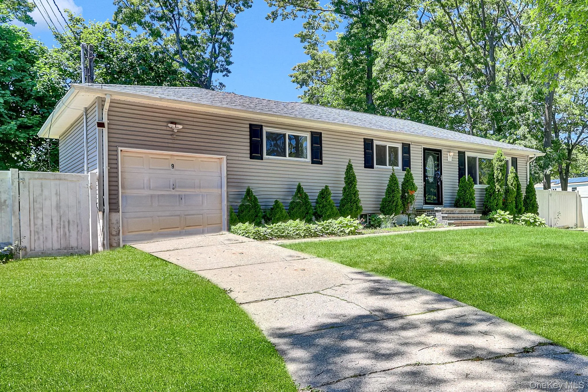 9 Taft Court, Babylon, NY, 3 Bedrooms Bedrooms, 9 Rooms Rooms,2 BathroomsBathrooms,Residential,For Rent,Taft,0,1009422 9 Taft Court, Babylon, NY, 3 Bedrooms Bedrooms, 9 Rooms Rooms,2 BathroomsBathrooms,Residential,For Rent,Taft,0,1009422