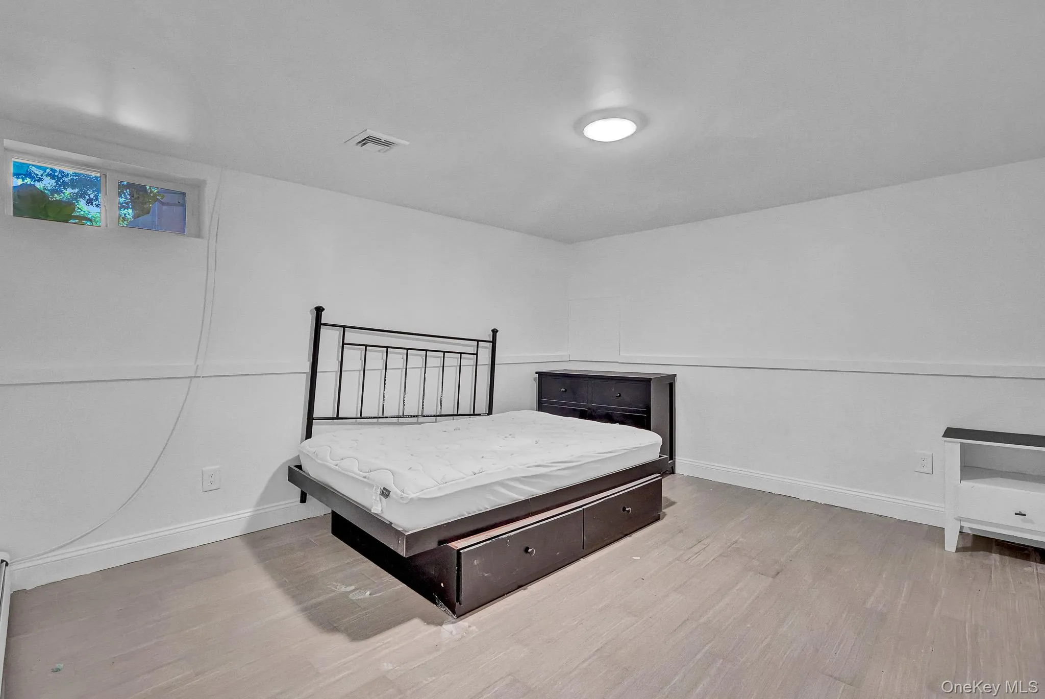 9 Taft Court, Babylon, NY, 3 Bedrooms Bedrooms, 9 Rooms Rooms,2 BathroomsBathrooms,Residential,For Rent,Taft,0,1009422 9 Taft Court, Babylon, NY, 3 Bedrooms Bedrooms, 9 Rooms Rooms,2 BathroomsBathrooms,Residential,For Rent,Taft,0,1009422