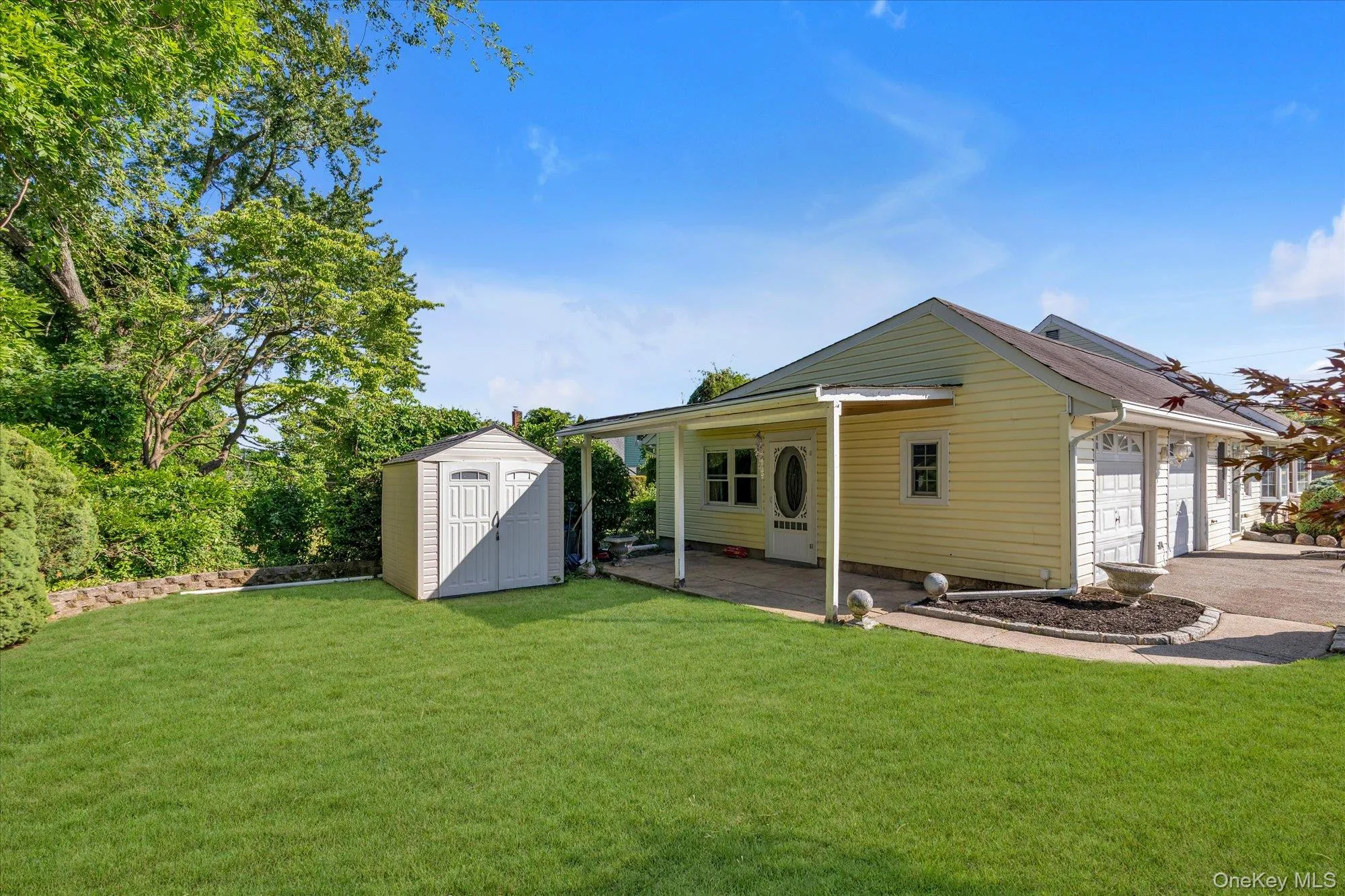 2484 Lindy Road, Hempstead, NY, 4 Bedrooms Bedrooms, 7 Rooms Rooms,1 BathroomBathrooms,Residential,For Rent,Lindy,0,1009426 2484 Lindy Road, Hempstead, NY, 4 Bedrooms Bedrooms, 7 Rooms Rooms,1 BathroomBathrooms,Residential,For Rent,Lindy,0,1009426