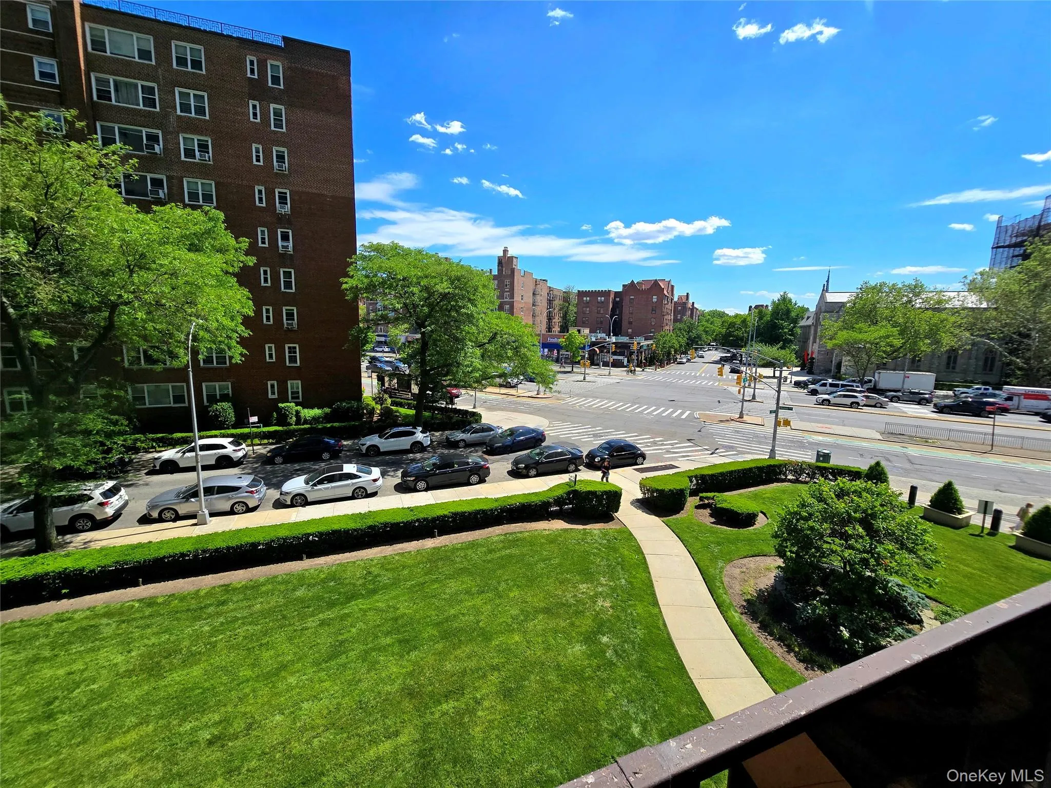 11011 Queens Boulevard, New York, NY, 1 Bedroom Bedrooms, 4 Rooms Rooms,1 BathroomBathrooms,Residential,For Rent,Queens,0,1009429 11011 Queens Boulevard, New York, NY, 1 Bedroom Bedrooms, 4 Rooms Rooms,1 BathroomBathrooms,Residential,For Rent,Queens,0,1009429