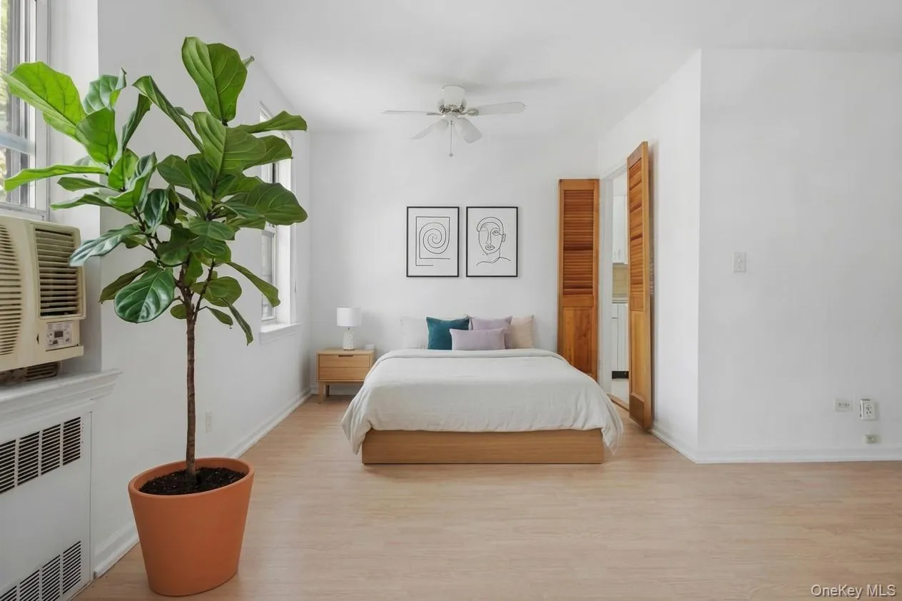 105-24 67 Avenue, New York, NY, 2 Rooms Rooms,1 BathroomBathrooms,Residential,For Rent,67,0,1009433 105-24 67 Avenue, New York, NY, 2 Rooms Rooms,1 BathroomBathrooms,Residential,For Rent,67,0,1009433
