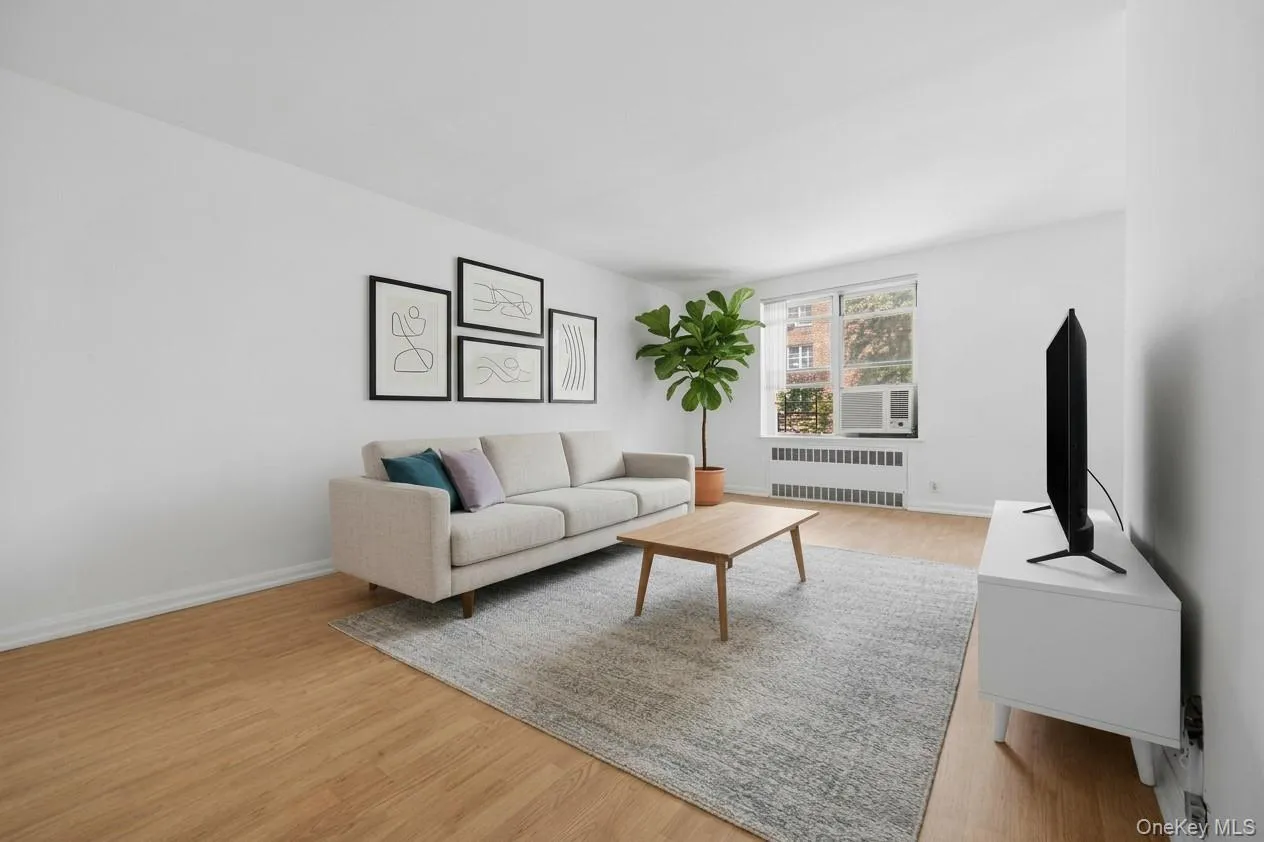 105-24 67 Avenue, New York, NY, 2 Rooms Rooms,1 BathroomBathrooms,Residential,For Rent,67,0,1009433 105-24 67 Avenue, New York, NY, 2 Rooms Rooms,1 BathroomBathrooms,Residential,For Rent,67,0,1009433