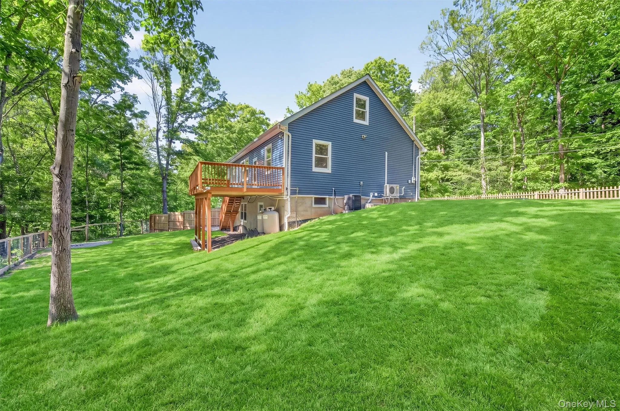14 Elm Street, Crawford, NY, 4 Bedrooms Bedrooms, 7 Rooms Rooms,4 BathroomsBathrooms,Residential,For Rent,Elm,0,1009434 14 Elm Street, Crawford, NY, 4 Bedrooms Bedrooms, 7 Rooms Rooms,4 BathroomsBathrooms,Residential,For Rent,Elm,0,1009434