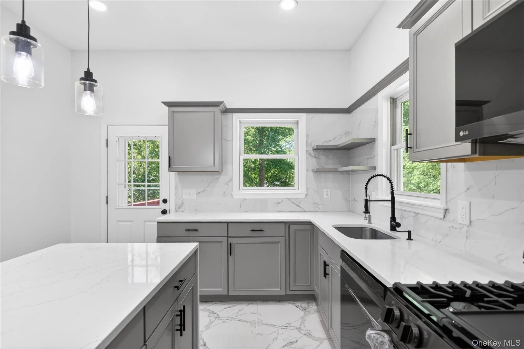 14 Elm Street, Crawford, NY, 3 Bedrooms Bedrooms, 7 Rooms Rooms,2 BathroomsBathrooms,Residential,For Rent,Elm,0,1009434 14 Elm Street, Crawford, NY, 3 Bedrooms Bedrooms, 7 Rooms Rooms,2 BathroomsBathrooms,Residential,For Rent,Elm,0,1009434