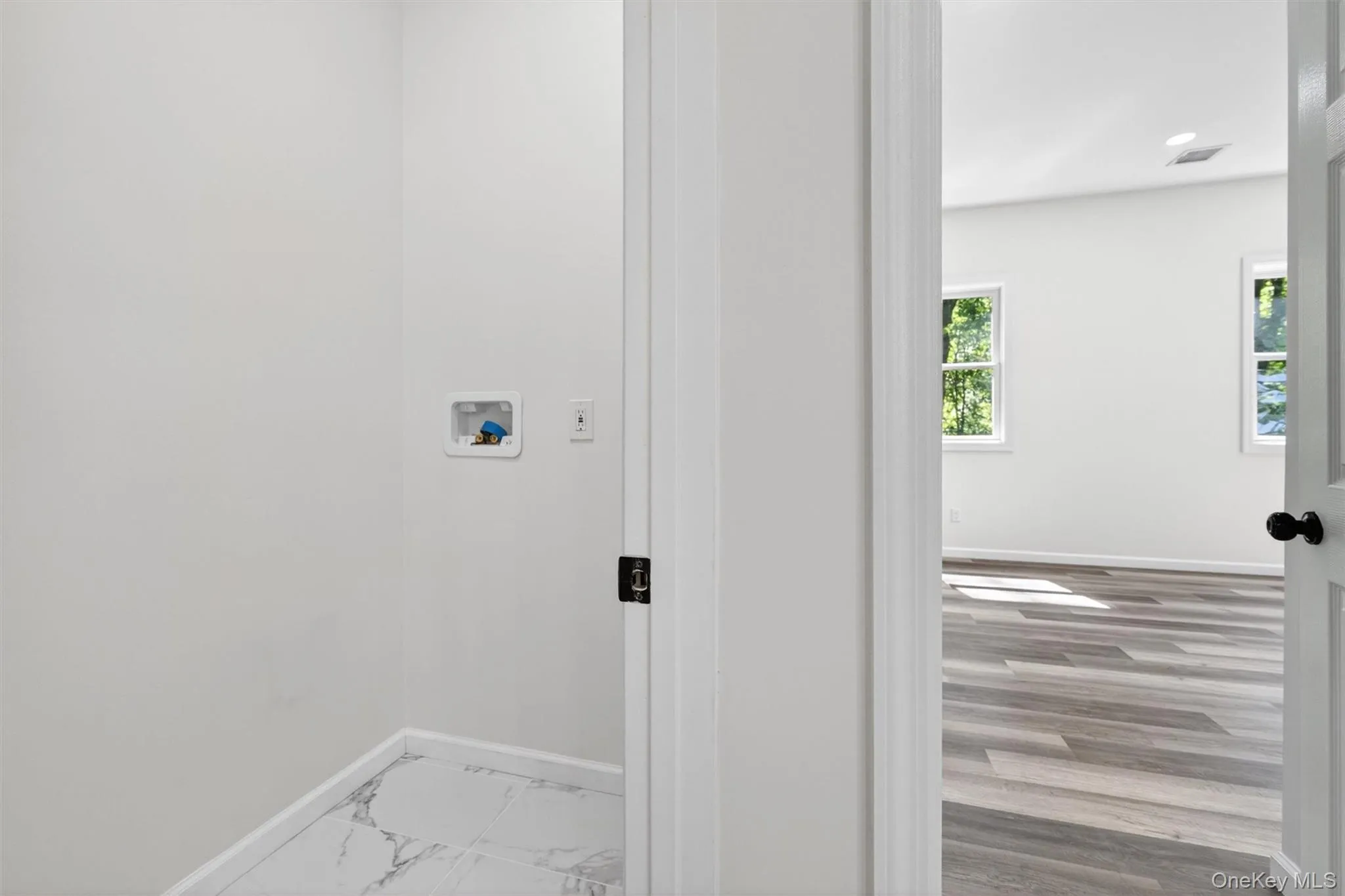 14 Elm Street, Crawford, NY, 3 Bedrooms Bedrooms, 7 Rooms Rooms,2 BathroomsBathrooms,Residential,For Rent,Elm,0,1009434 14 Elm Street, Crawford, NY, 3 Bedrooms Bedrooms, 7 Rooms Rooms,2 BathroomsBathrooms,Residential,For Rent,Elm,0,1009434