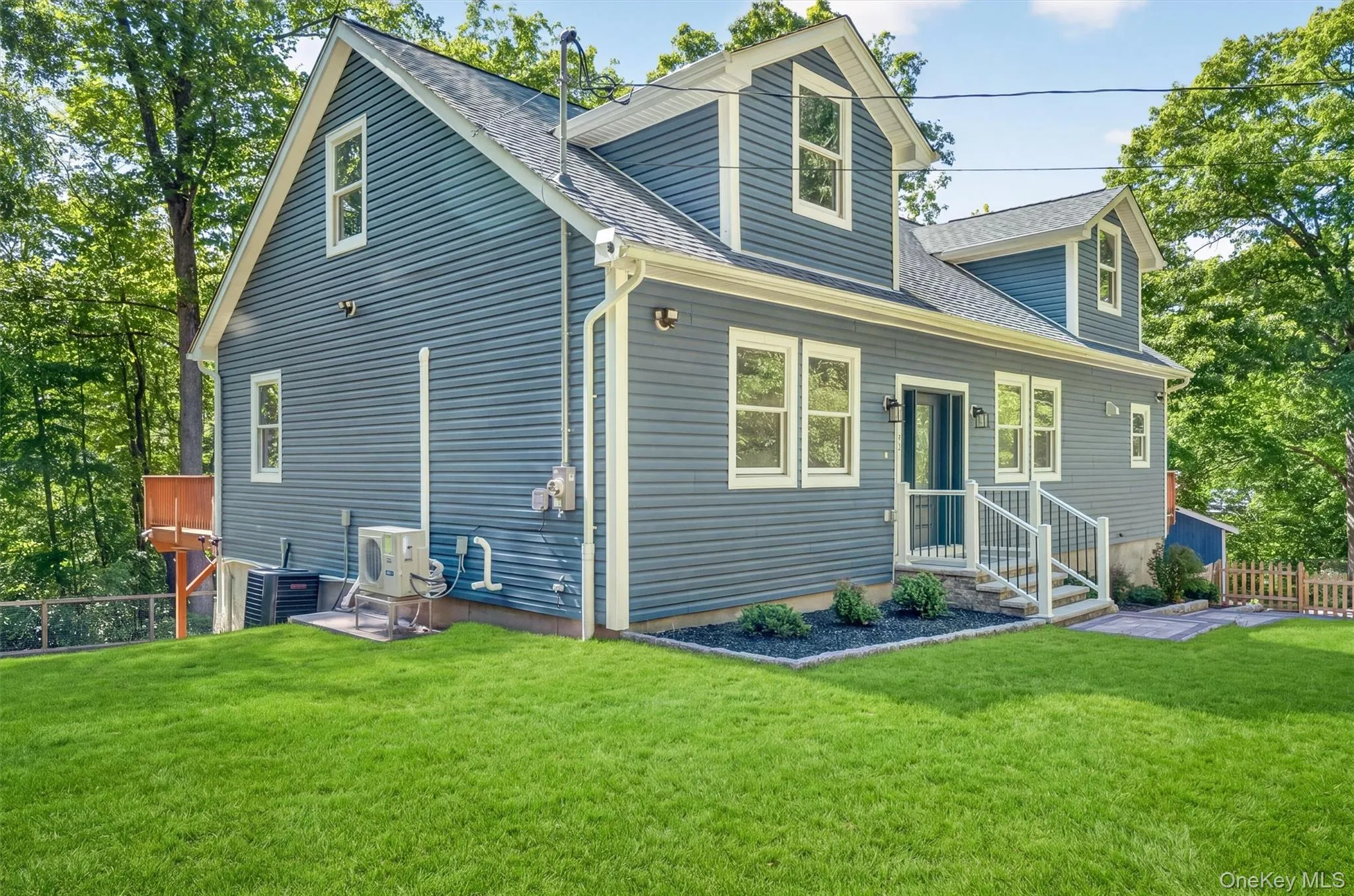 14 Elm Street, Crawford, NY, 3 Bedrooms Bedrooms, 7 Rooms Rooms,2 BathroomsBathrooms,Residential,For Rent,Elm,0,1009434 14 Elm Street, Crawford, NY, 3 Bedrooms Bedrooms, 7 Rooms Rooms,2 BathroomsBathrooms,Residential,For Rent,Elm,0,1009434