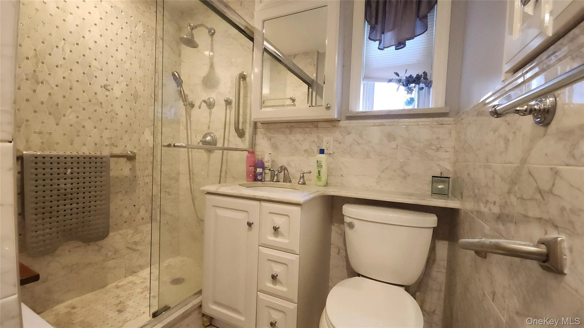 7432 Calamus Avenue, New York, NY, 4 Bedrooms Bedrooms, 10 Rooms Rooms,3 BathroomsBathrooms,Residential,For Rent,Calamus,0,1009439 7432 Calamus Avenue, New York, NY, 4 Bedrooms Bedrooms, 10 Rooms Rooms,3 BathroomsBathrooms,Residential,For Rent,Calamus,0,1009439