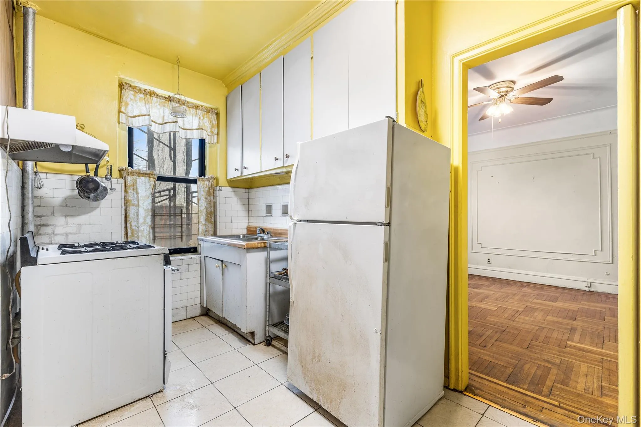 850 Saint Marks Avenue, New York, NY, 3 Bedrooms Bedrooms, 6 Rooms Rooms,1 BathroomBathrooms,Residential,For Rent,Saint Marks,0,1009442 850 Saint Marks Avenue, New York, NY, 3 Bedrooms Bedrooms, 6 Rooms Rooms,1 BathroomBathrooms,Residential,For Rent,Saint Marks,0,1009442