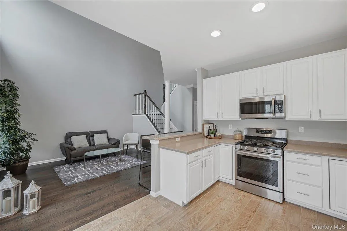 24 Ford Court, Monroe, NY, 3 Bedrooms Bedrooms, 7 Rooms Rooms,2 BathroomsBathrooms,Residential,For Rent,Ford,0,1009443 24 Ford Court, Monroe, NY, 3 Bedrooms Bedrooms, 7 Rooms Rooms,2 BathroomsBathrooms,Residential,For Rent,Ford,0,1009443